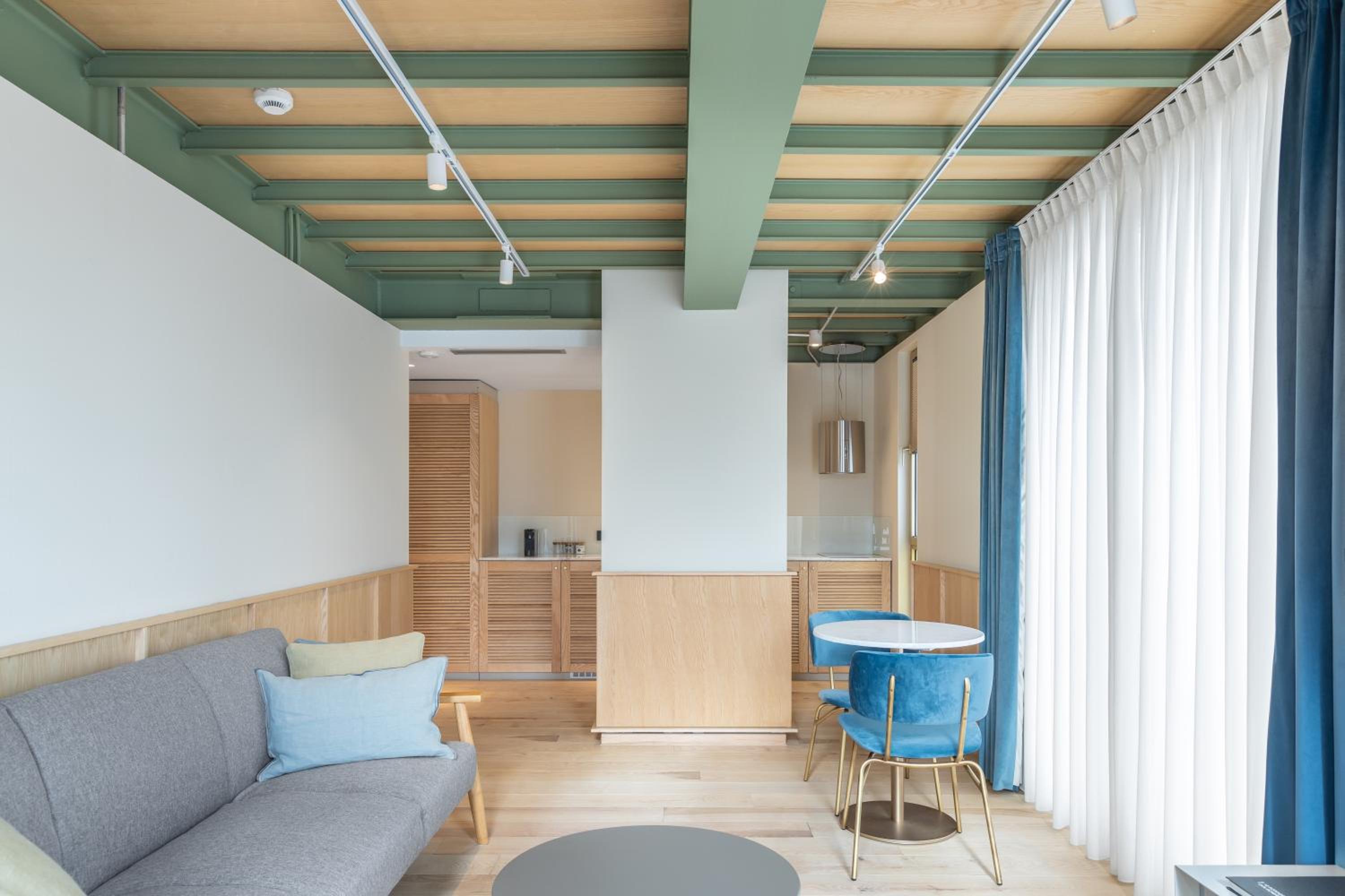 Duplex Suite - Photo 7