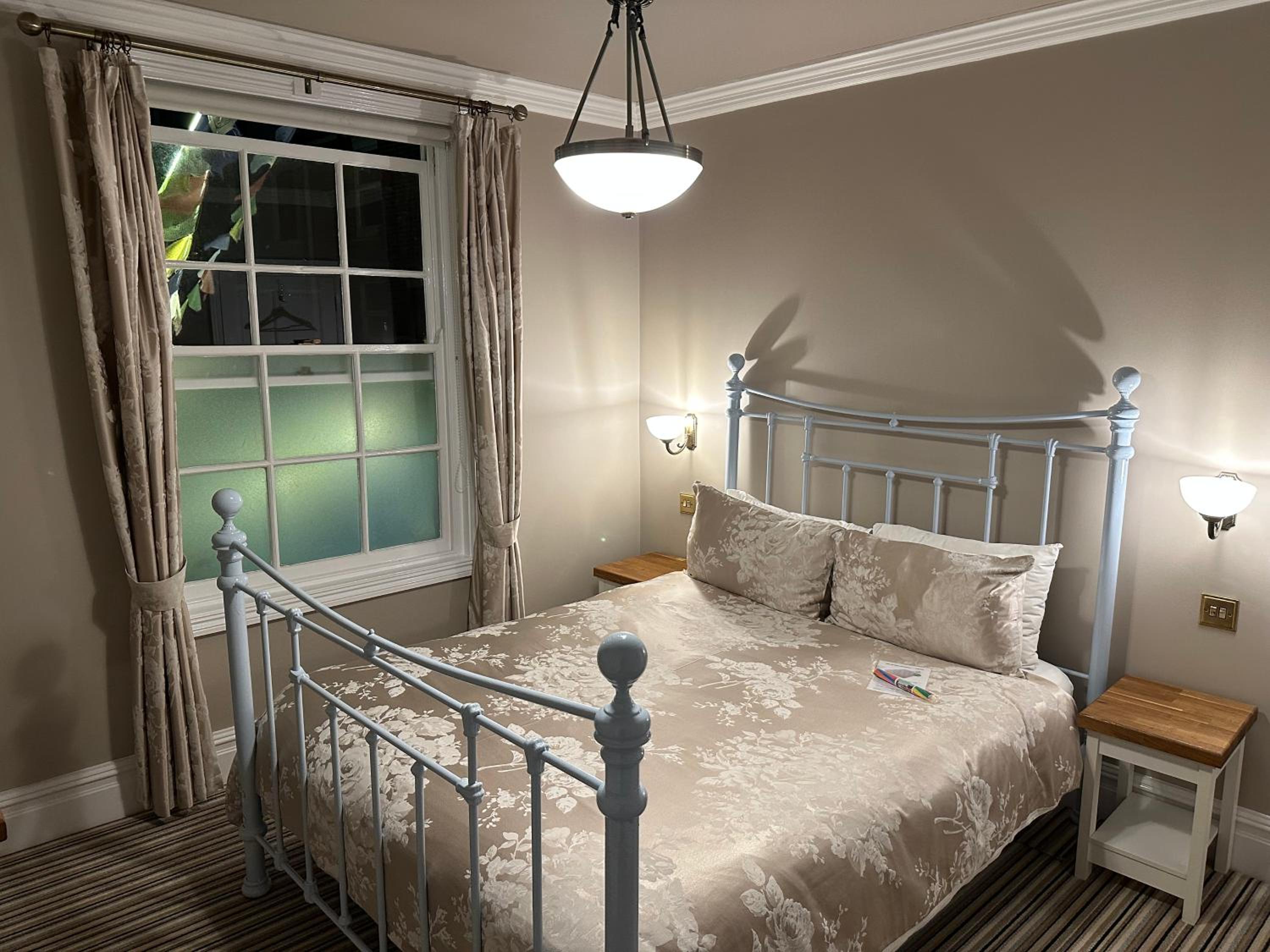 Double Room with Private Bathroom photo 1