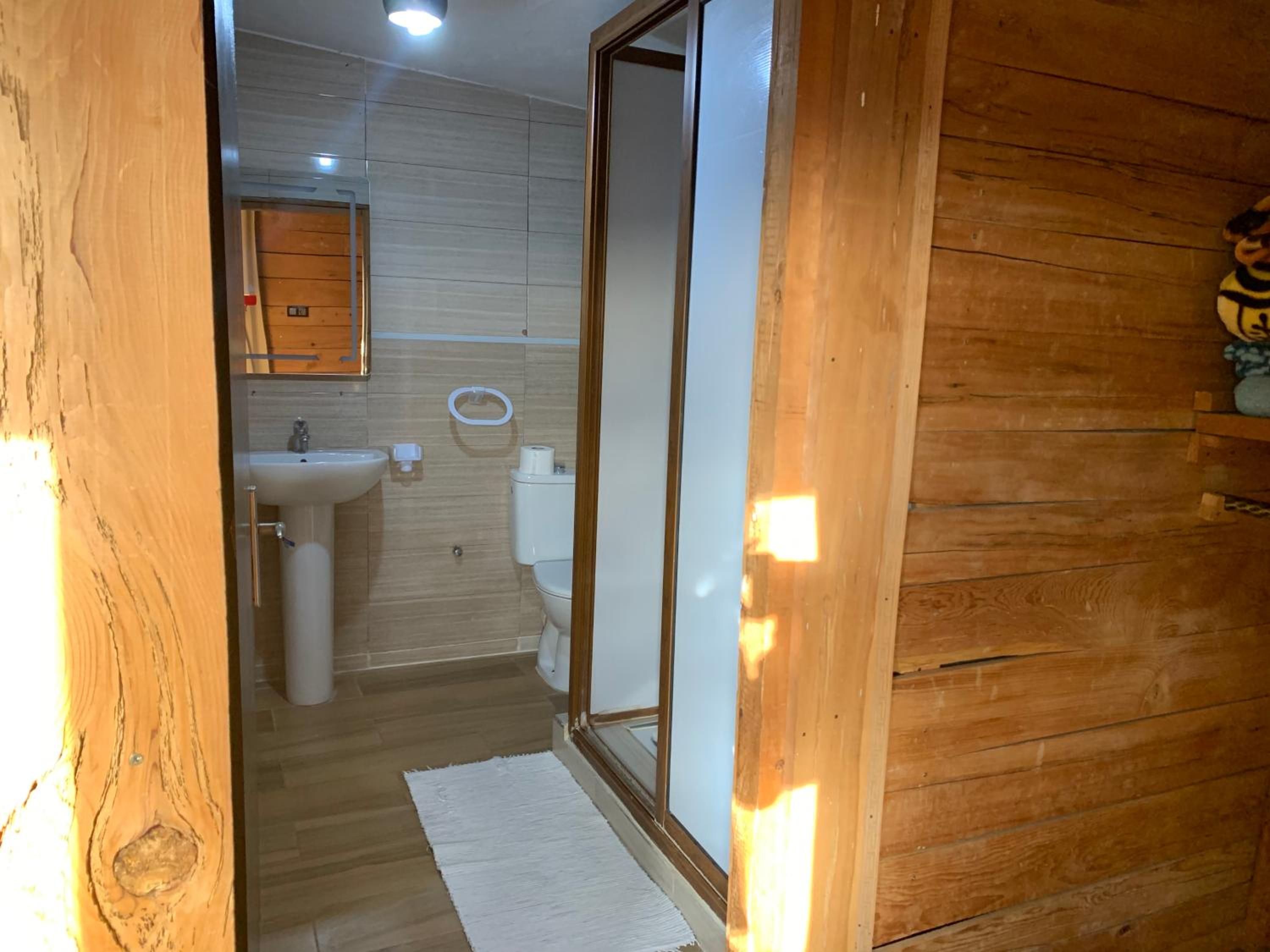 Suite with Mountain View - Photo 3