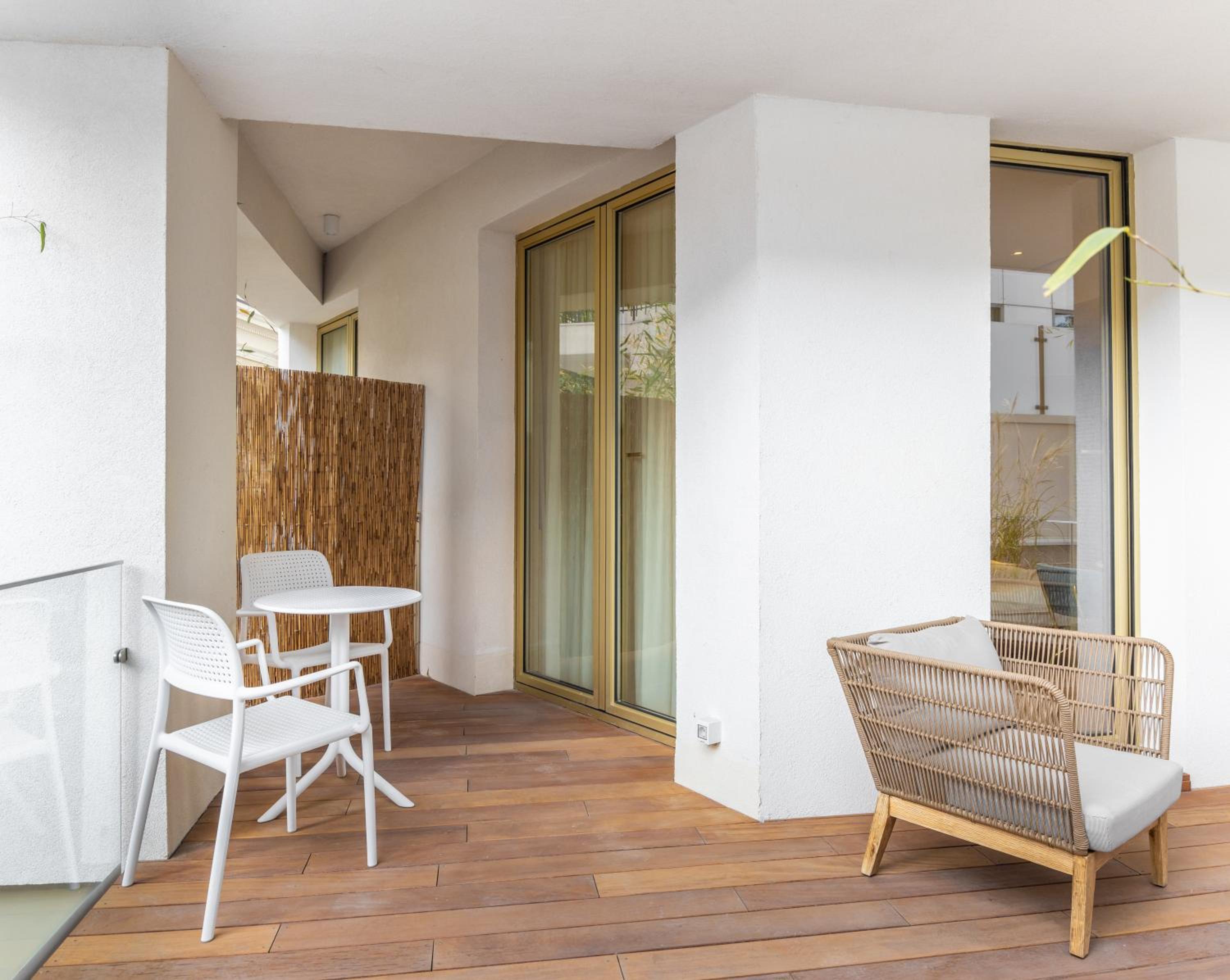 Studio with Terrace photo 3