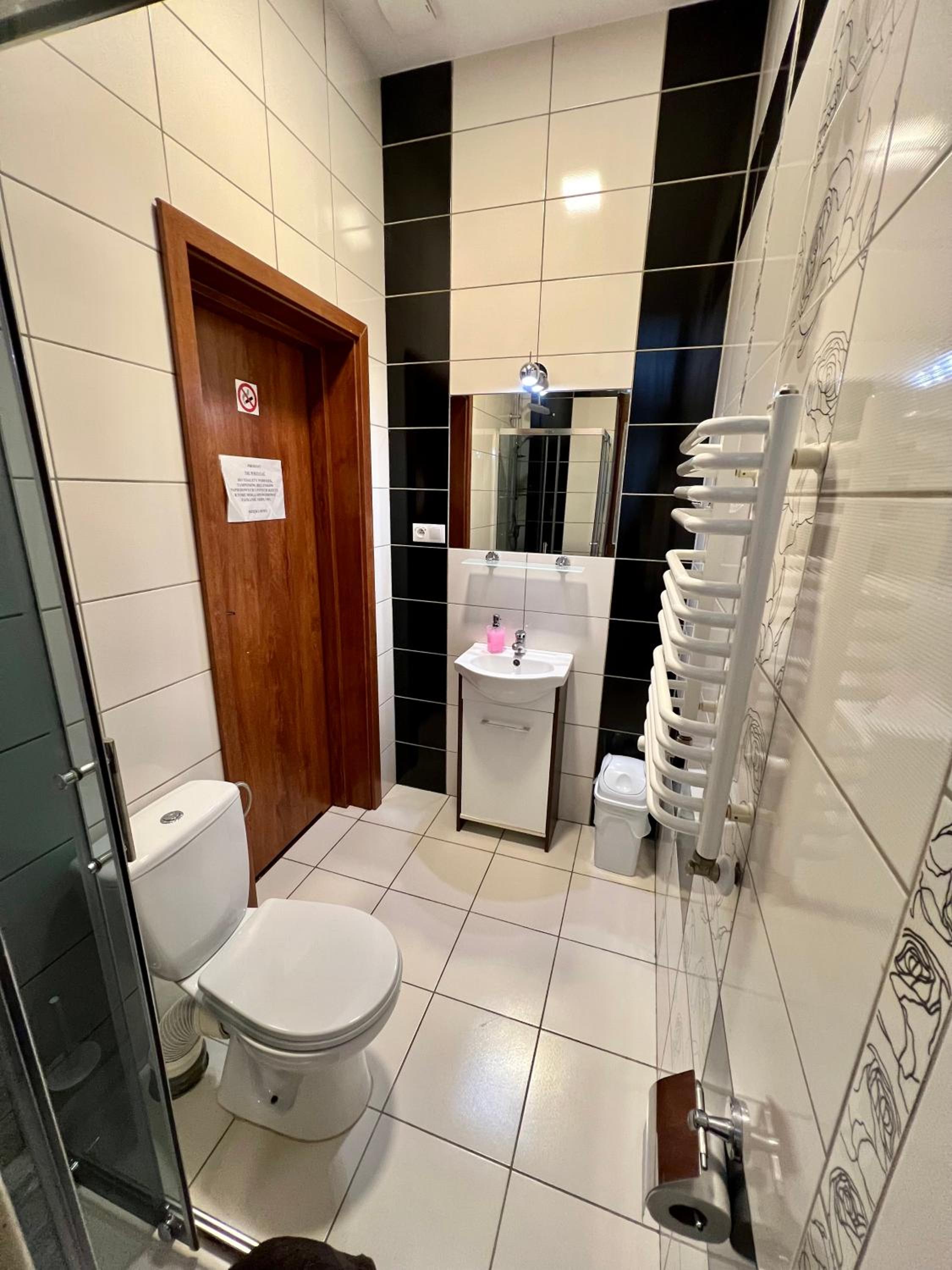 Triple Room - Photo 8