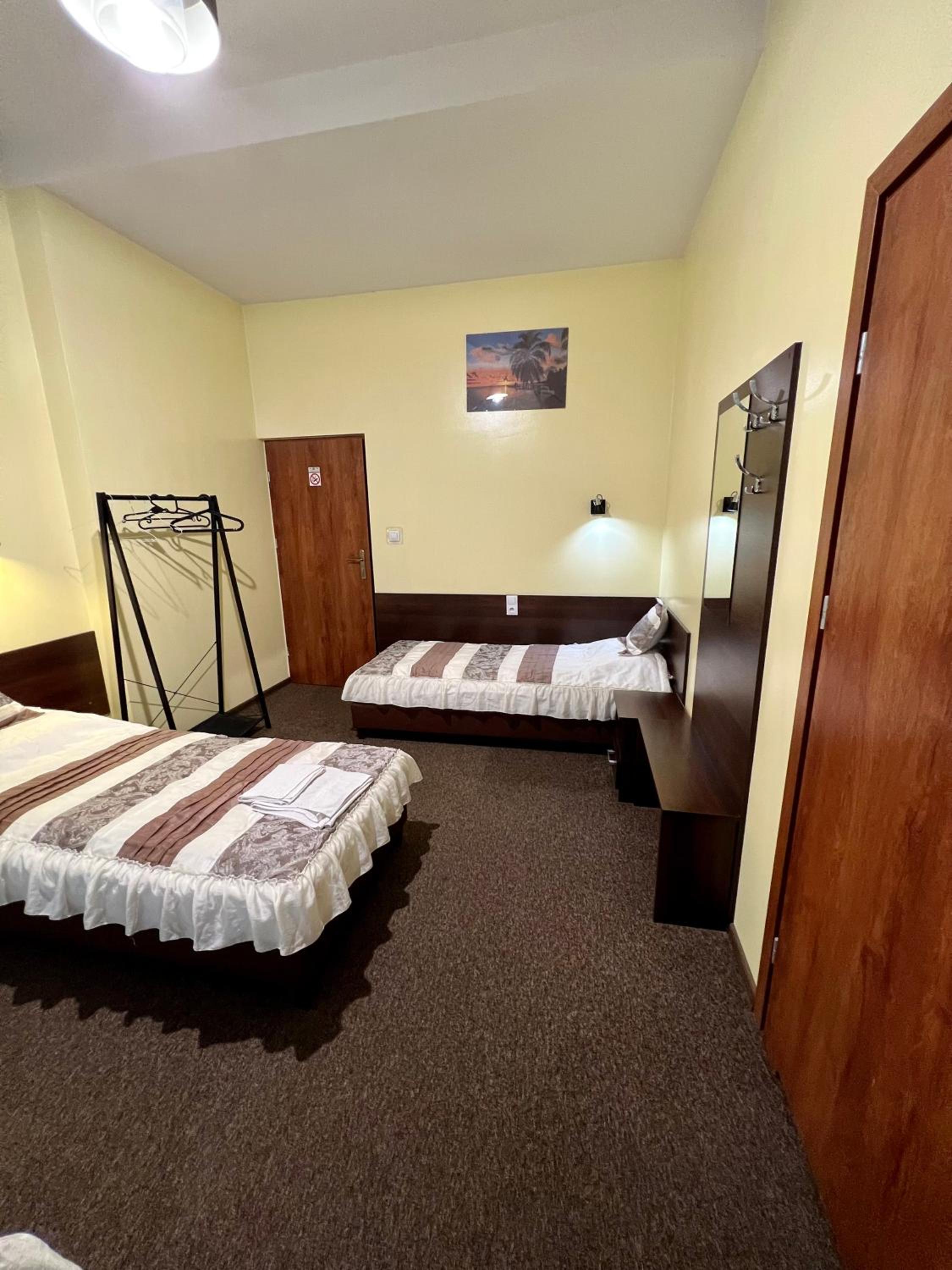 Triple Room - Photo 3