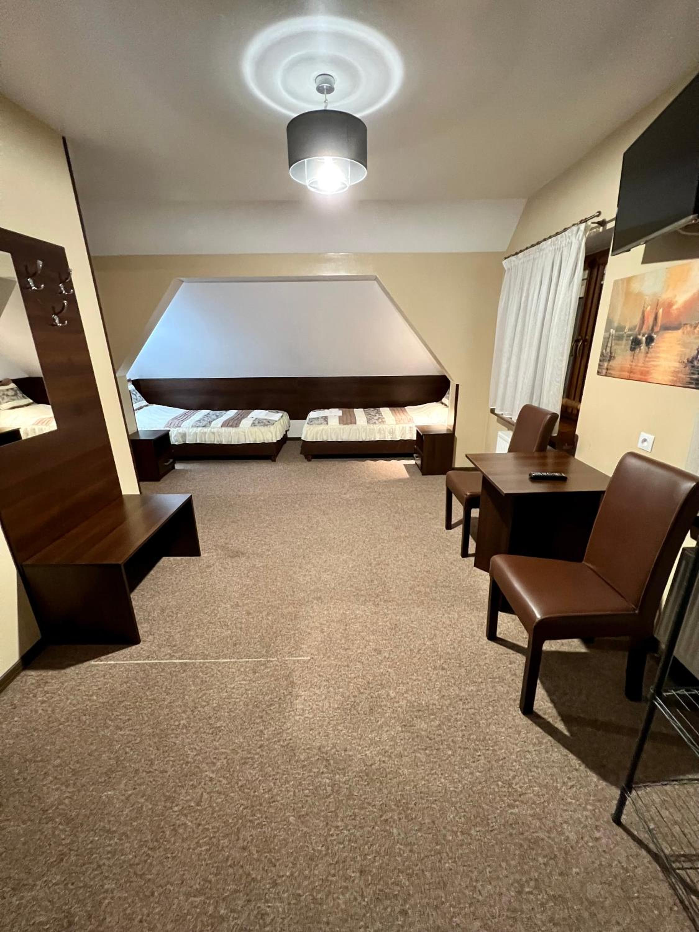 Quadruple Room - Photo 1