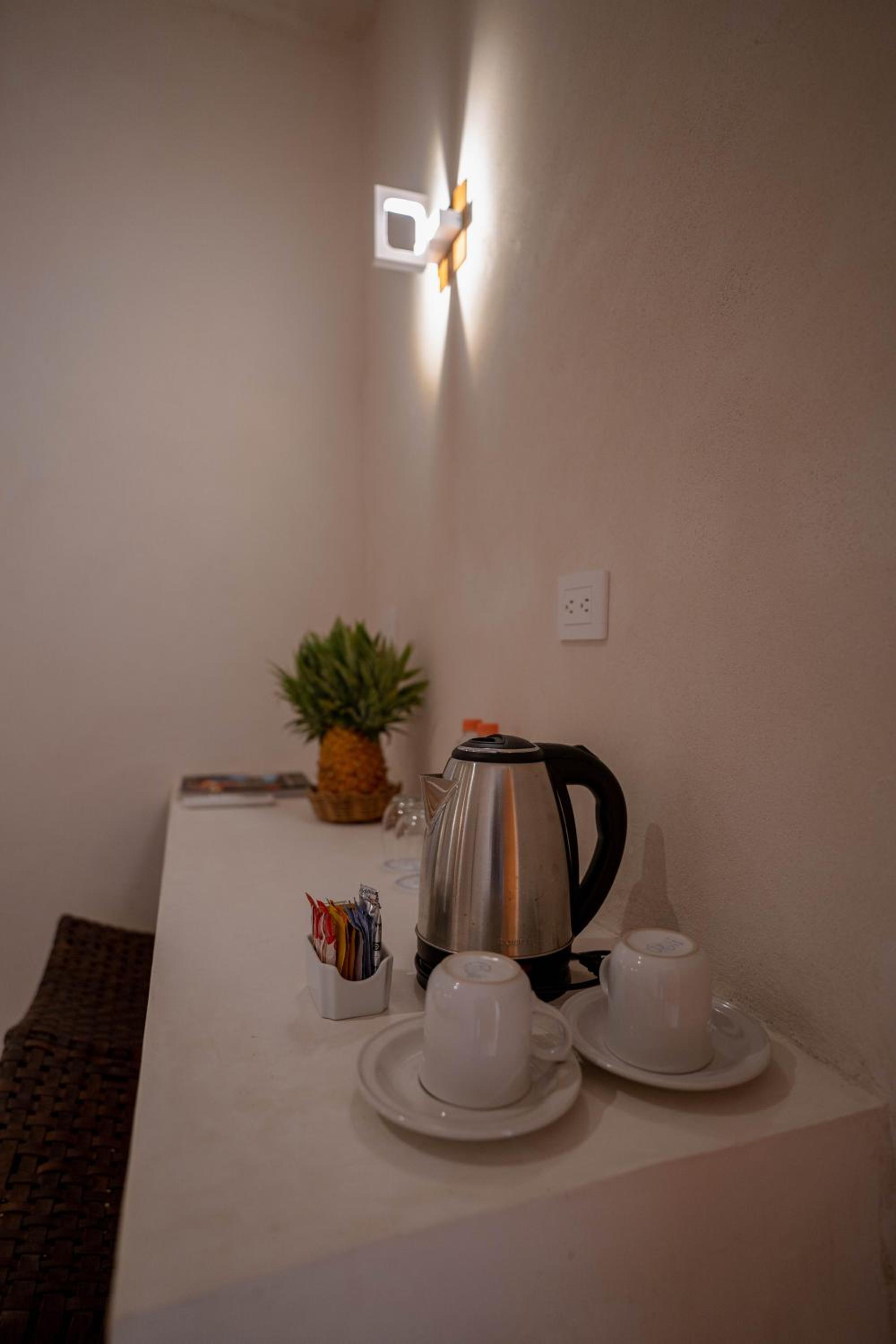 Double Room with Garden View - Photo 6