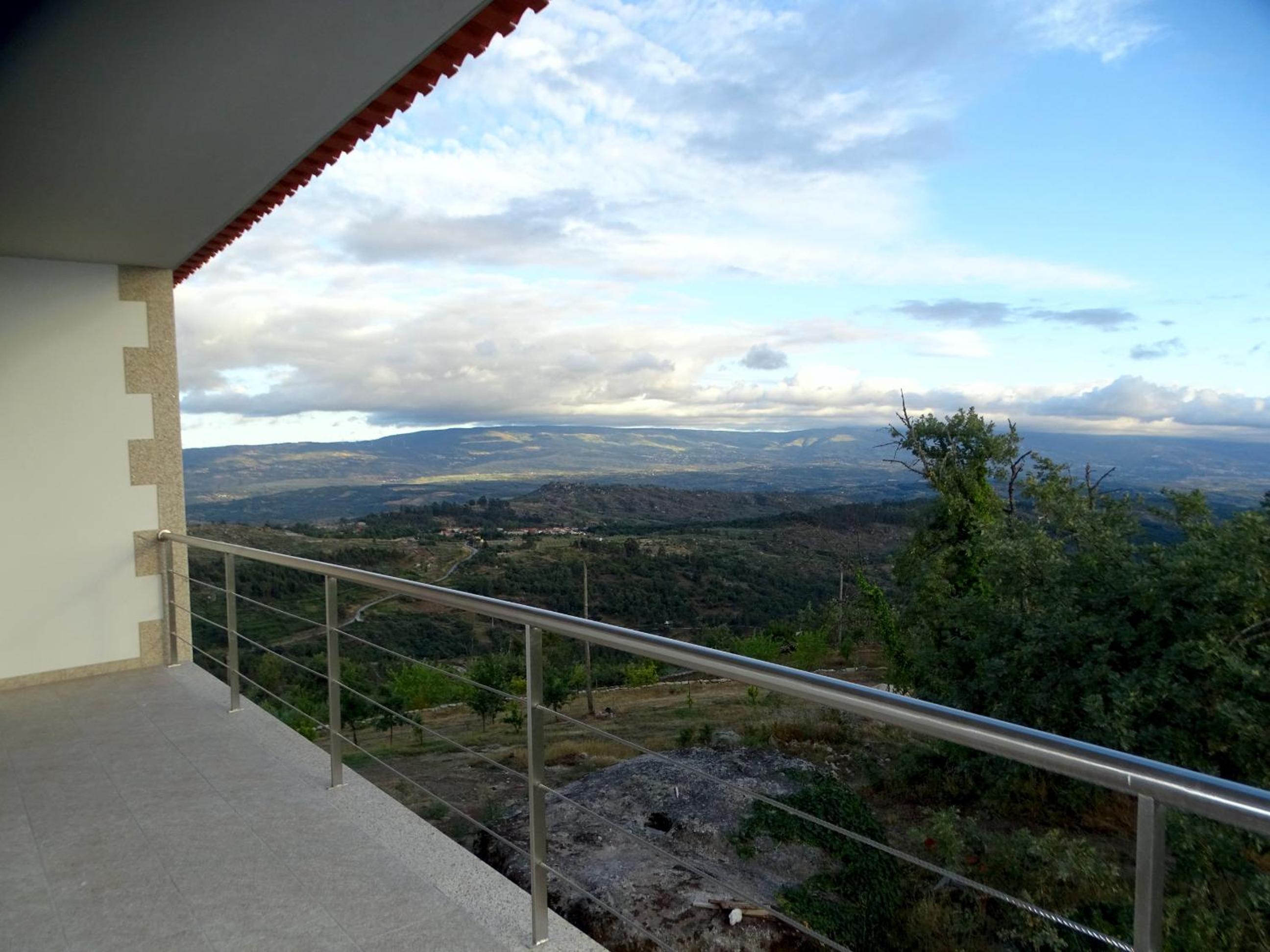 Family Room with Balcony photo 2