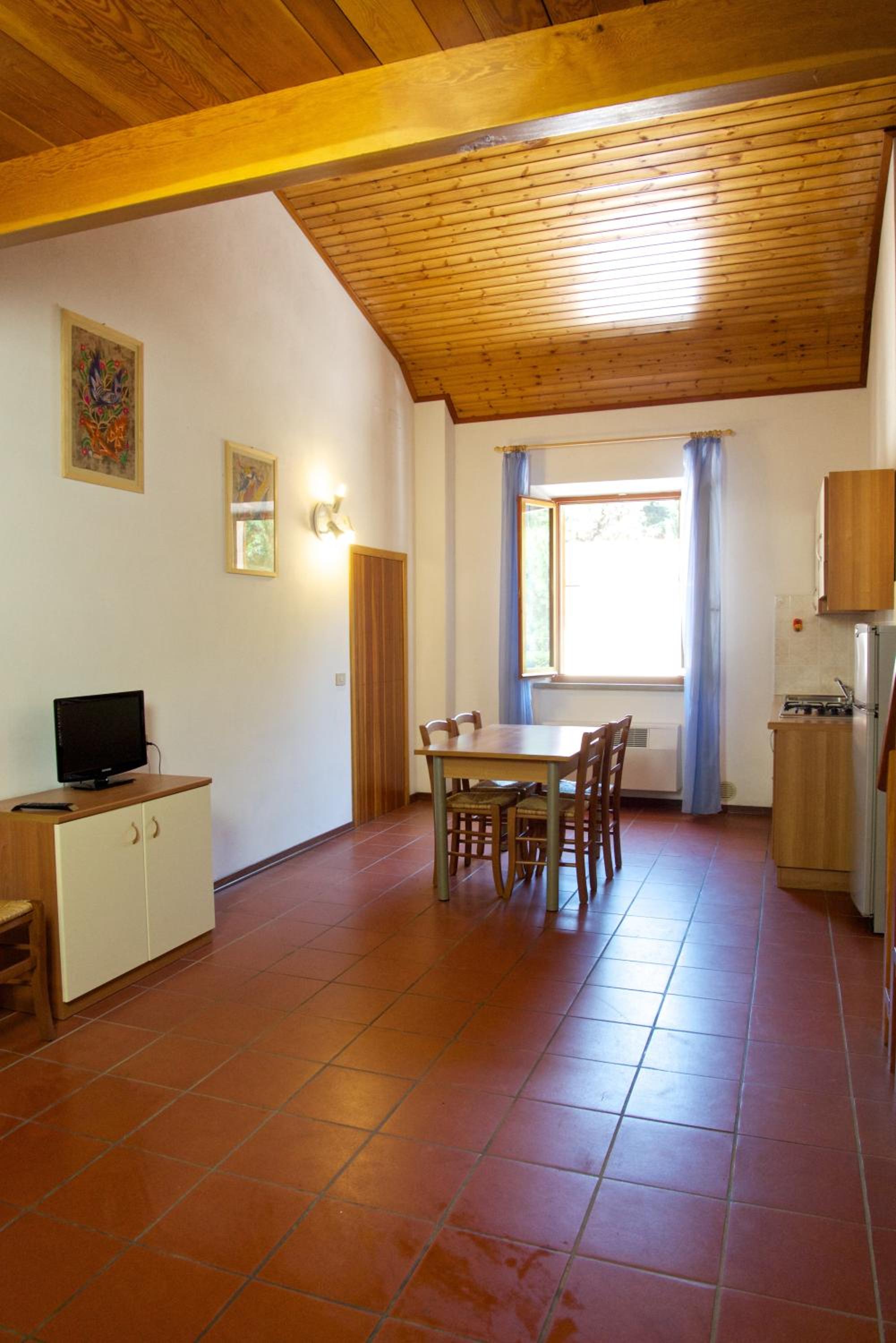 Maisonette photo 3