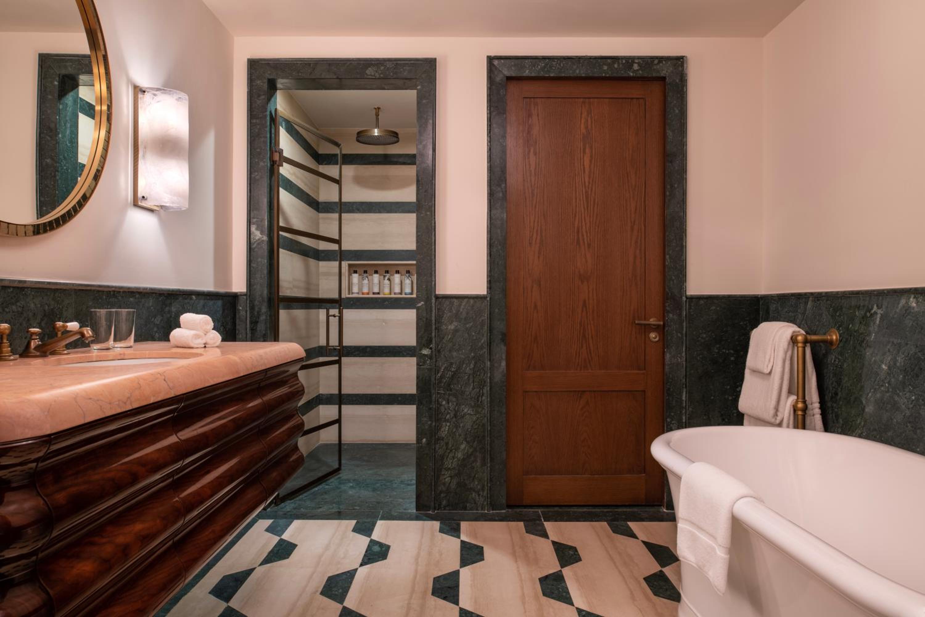 Park View Suite  - Photo 3