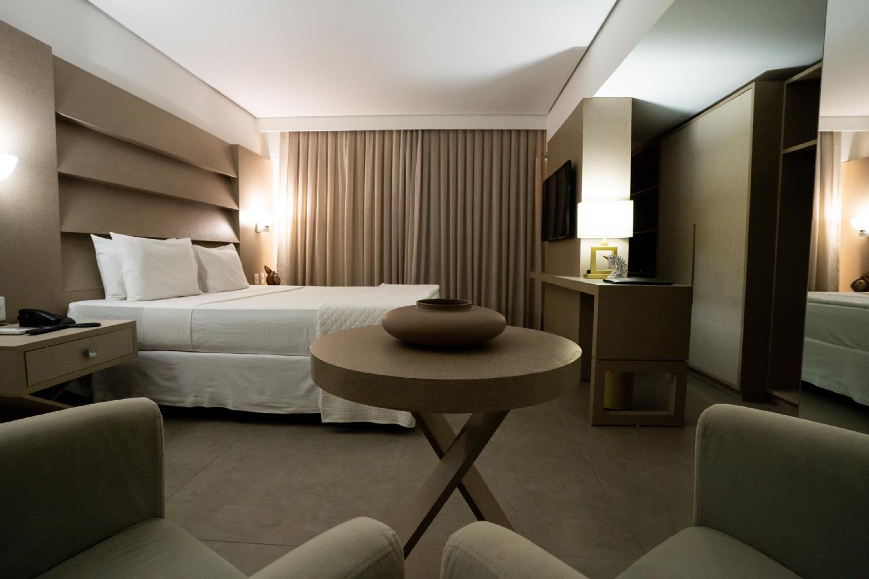 Premium Suite with Balcony thumbnail 5