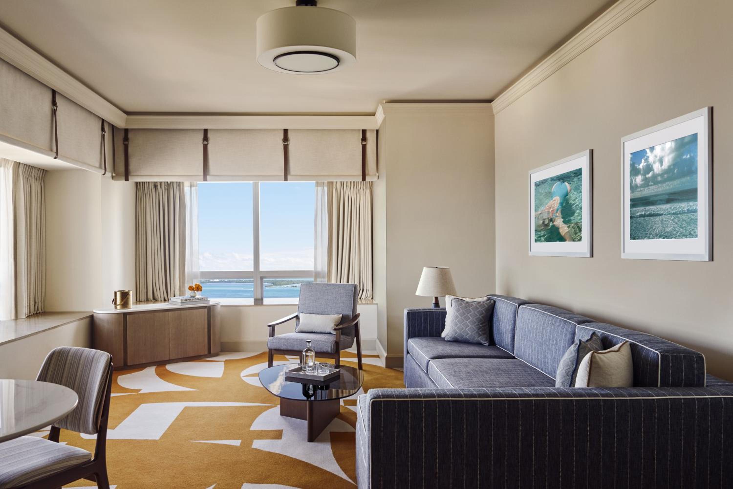 Grand Bayfront Corner Suite
