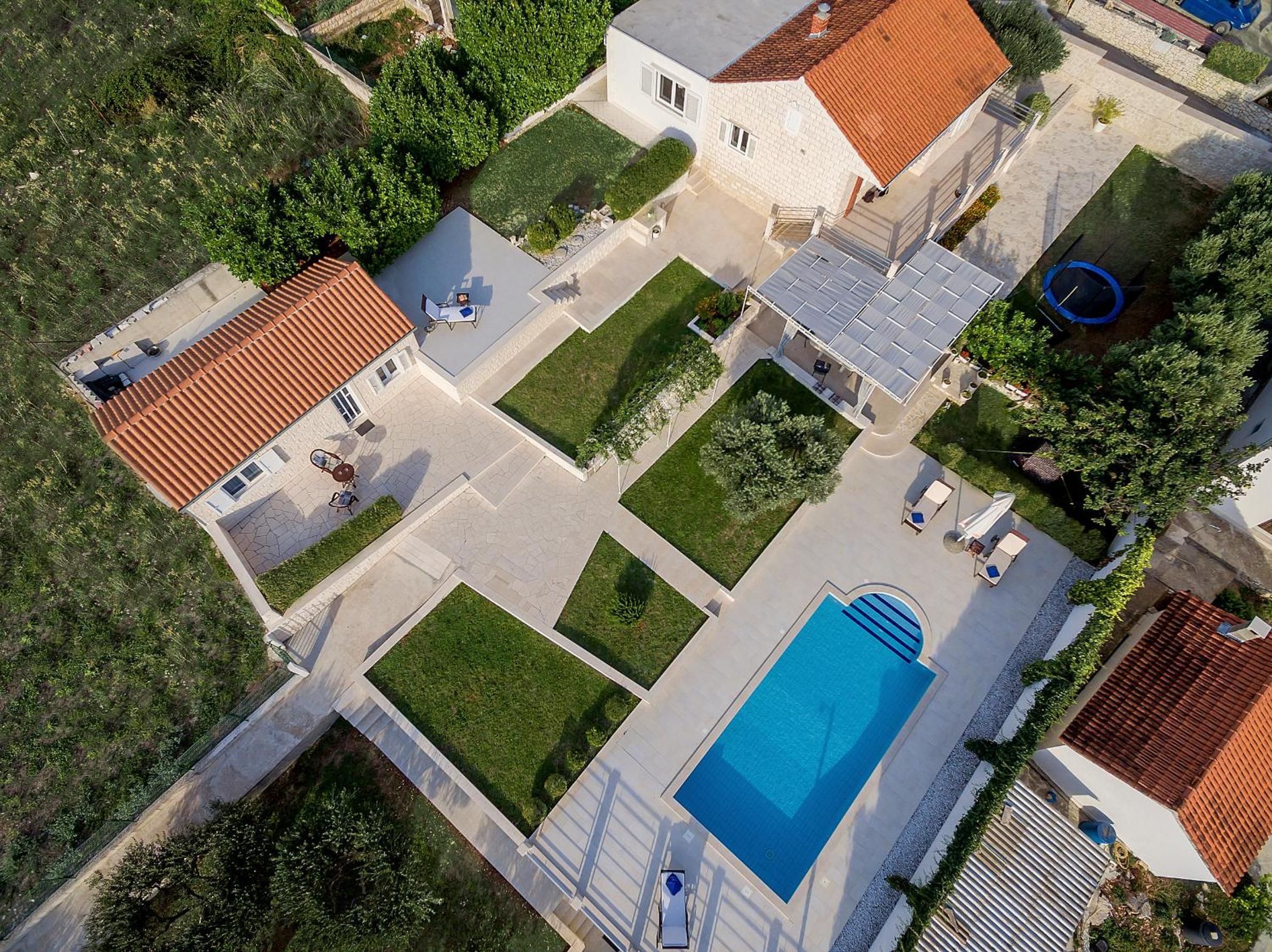 Standard Villa photo 3