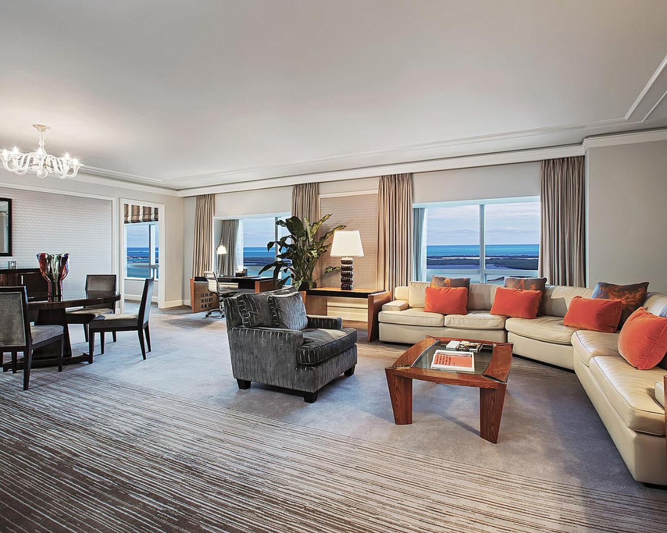 Bayfront Presidential Suite