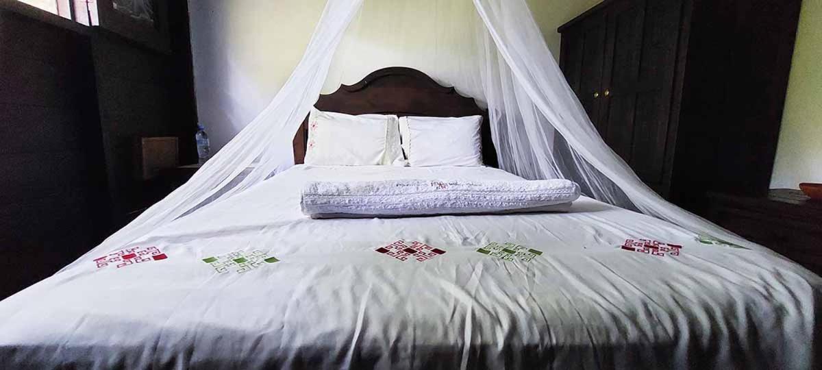 Double Room with Private Bathroom - Photo 3