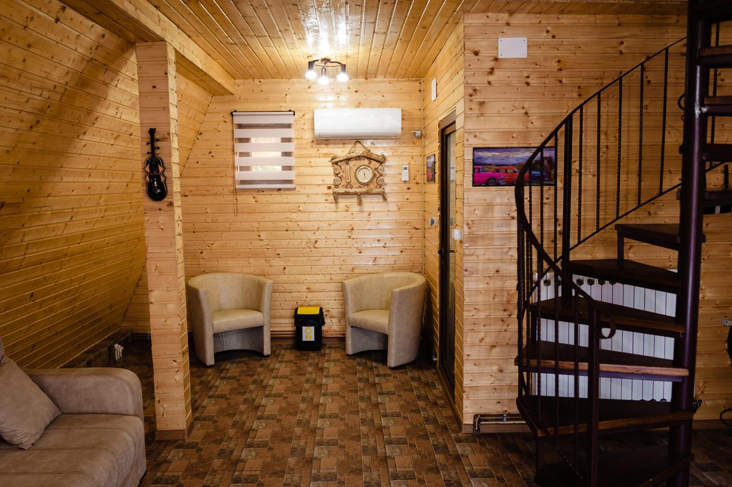 One-Bedroom House - Photo 1