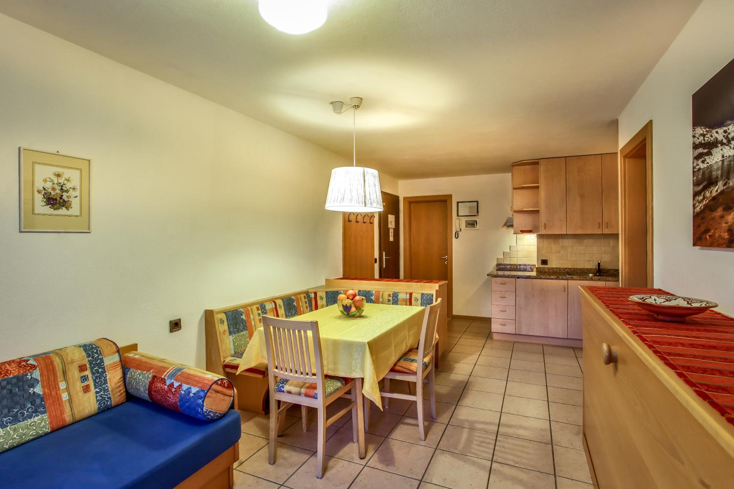 One-Bedroom Apartment (4 Adults)