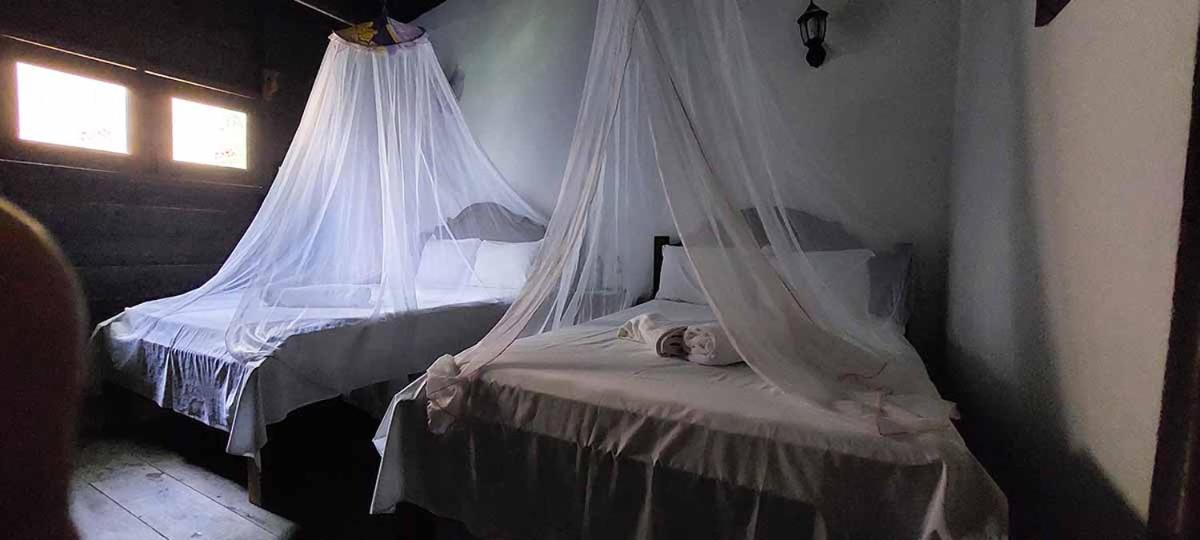 Quadruple Room with Private Bathroom - Photo 5