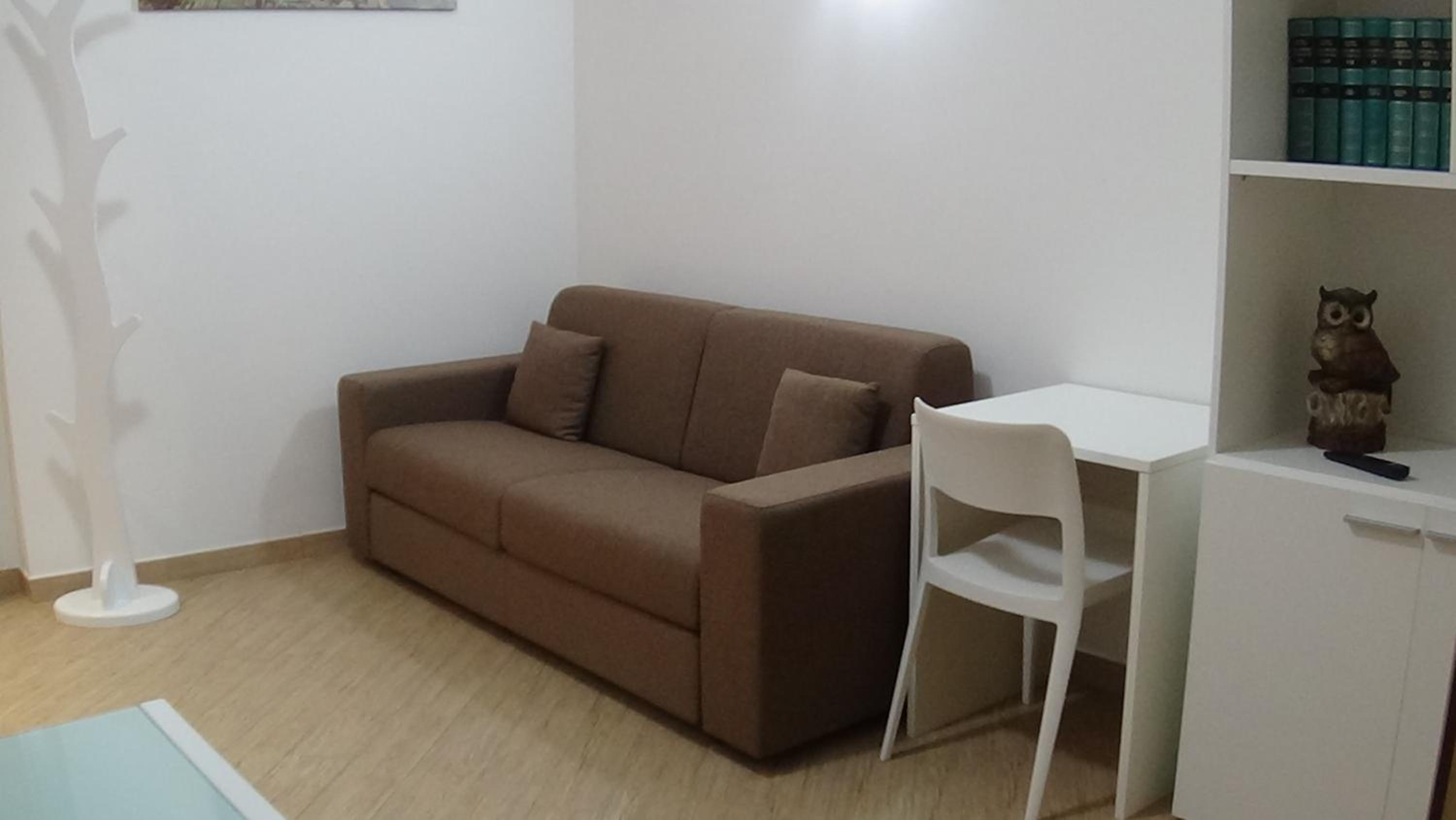 One-Bedroom Apartment - Split Level photo 1