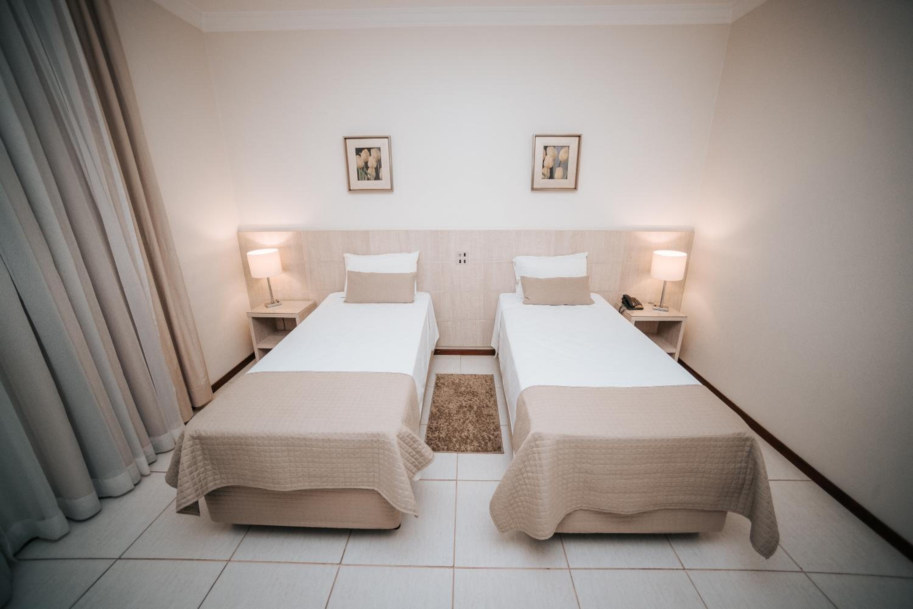 Deluxe Twin Room - Photo 3