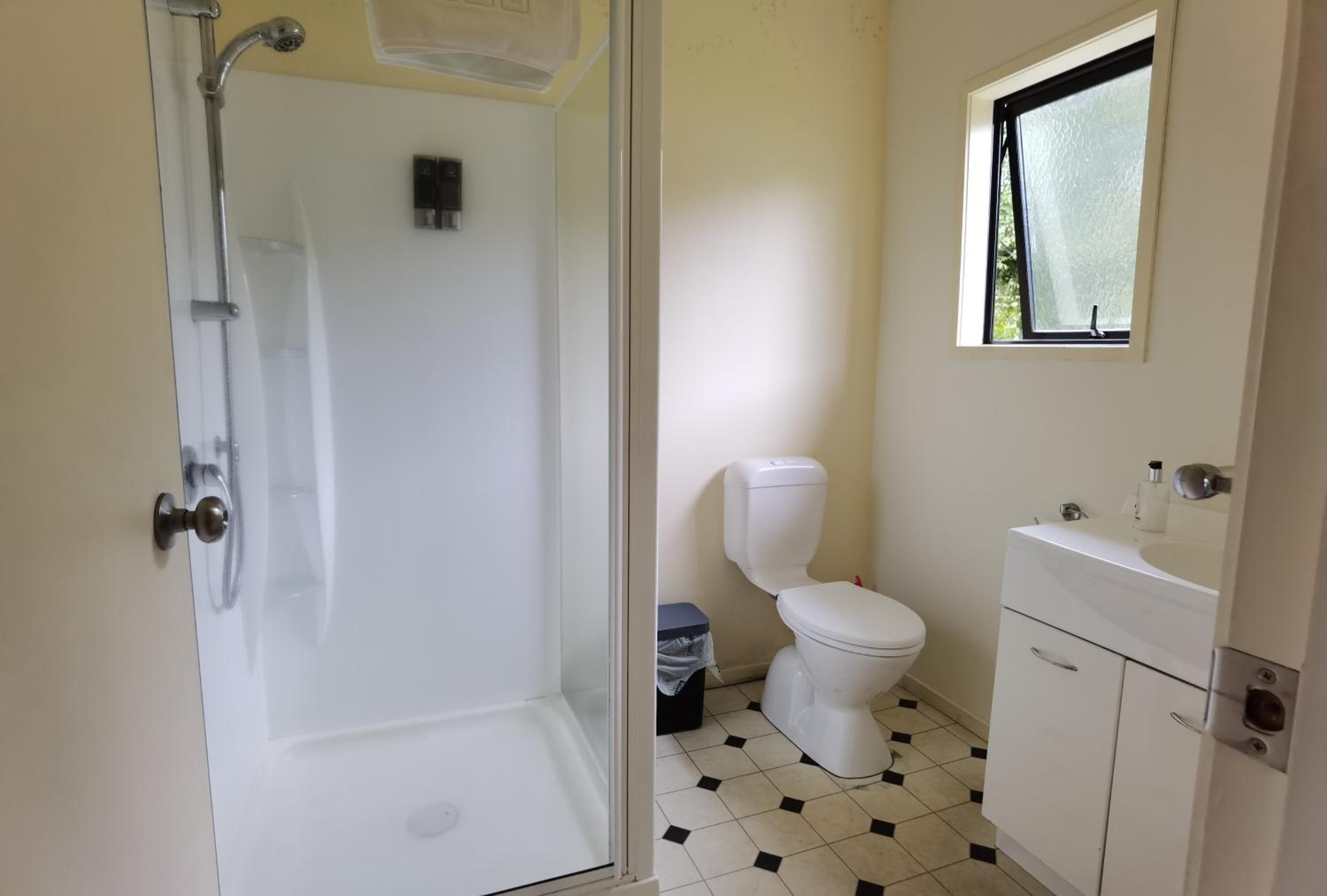 Standard Family Room - Photo 11