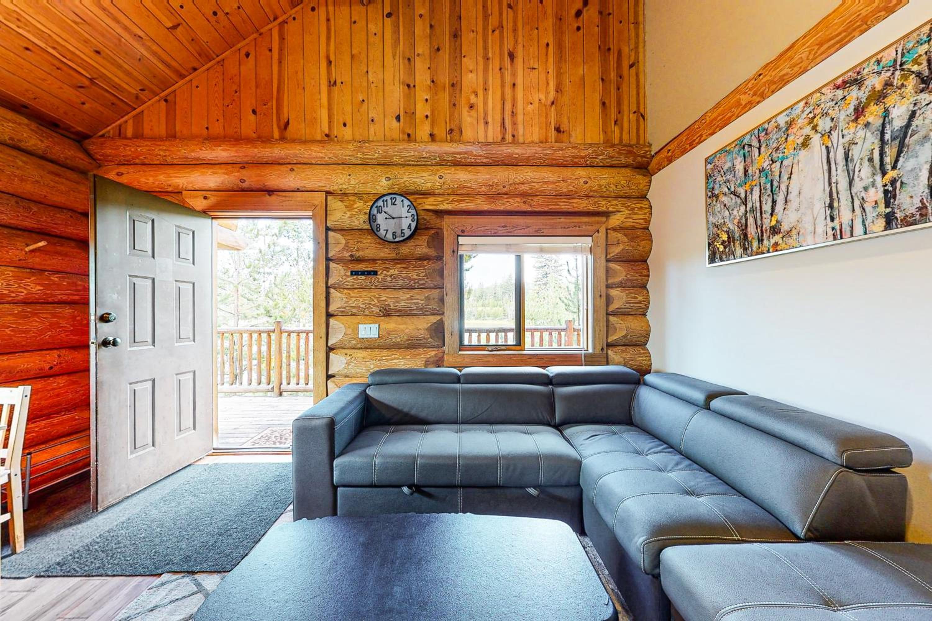 One-Bedroom House photo 1