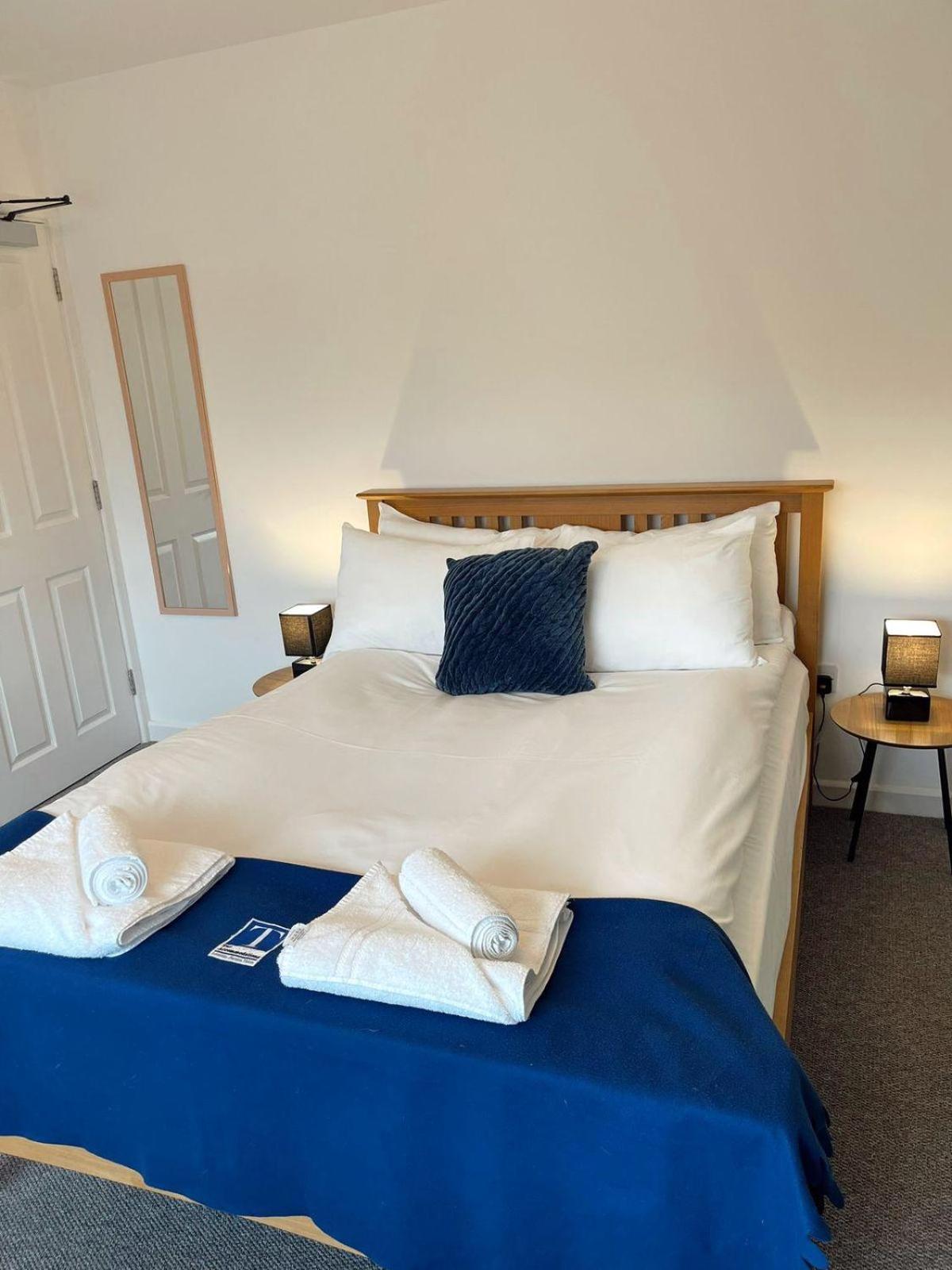 Large Double Room photo 2