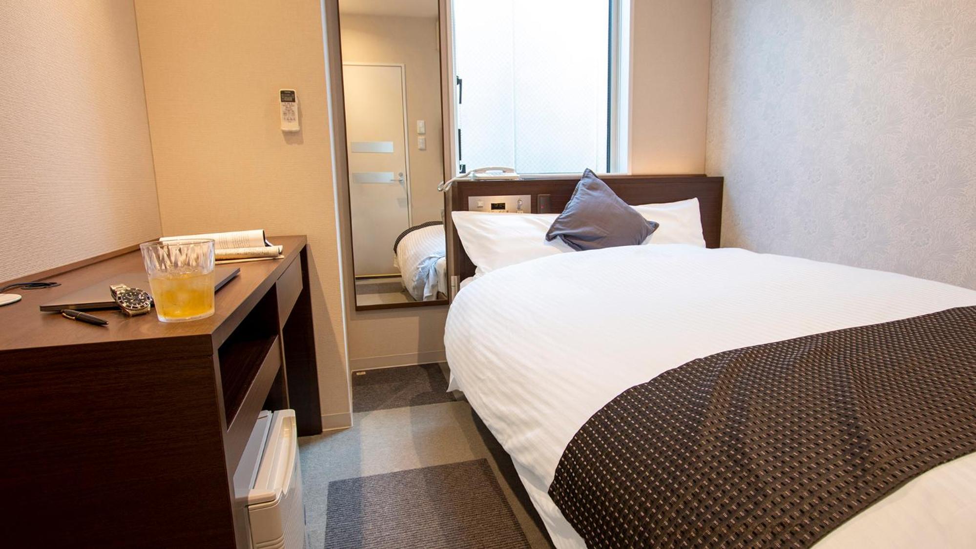 Double Room - Smoking (E-Cigarettes Only) - Photo 1