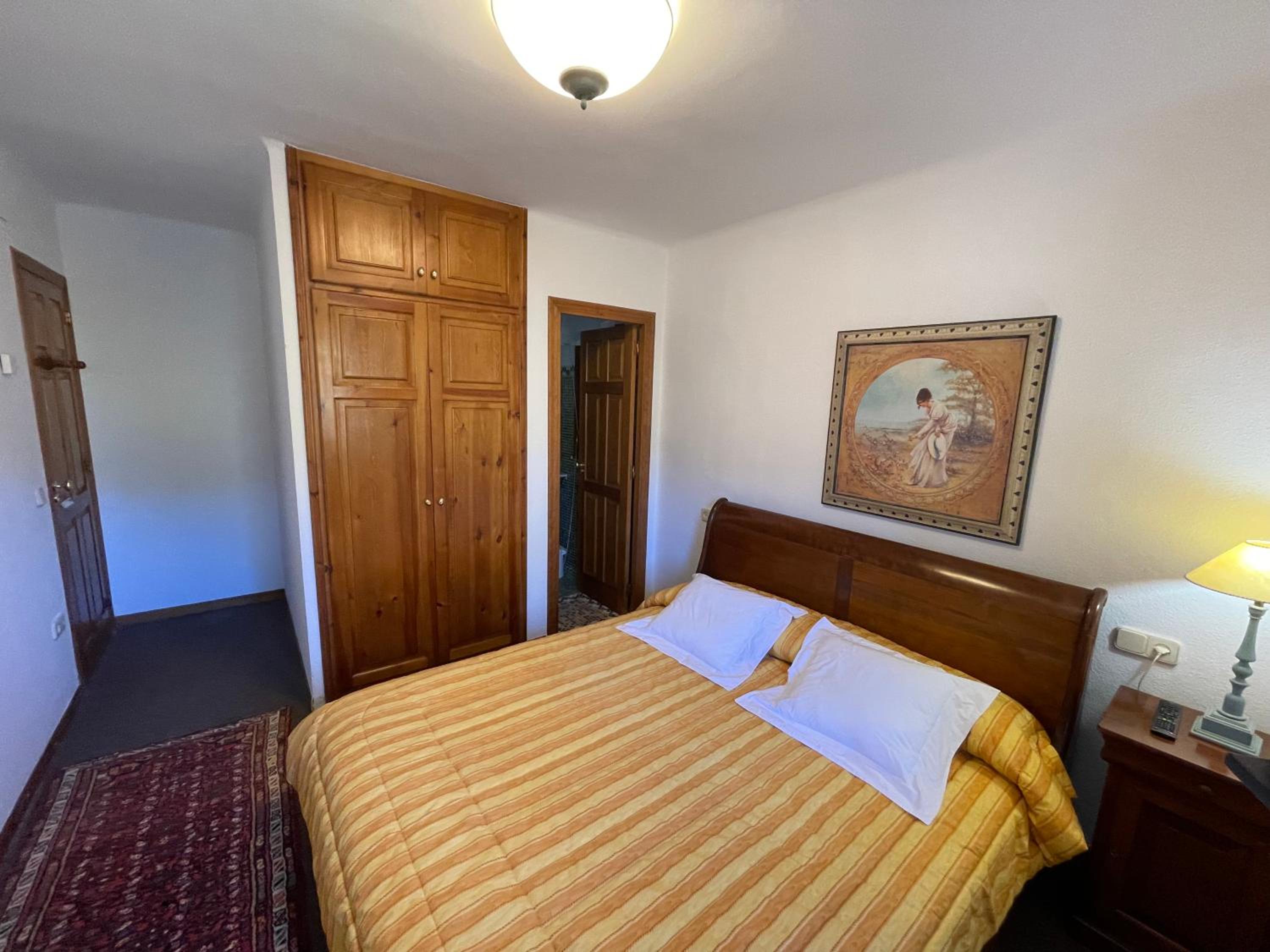 Habitación Doble con Baño Privado