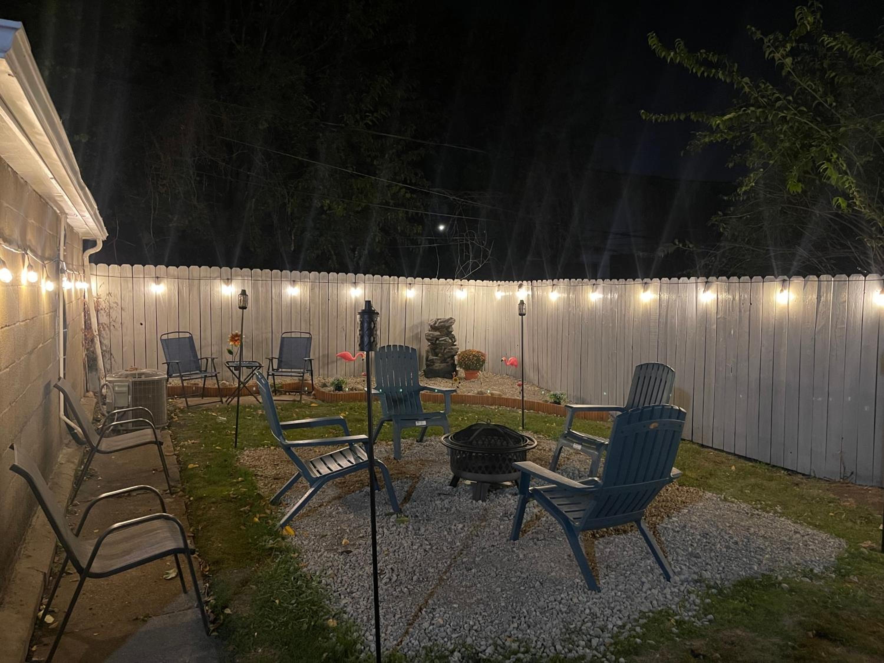 Three-Bedroom House photo 2