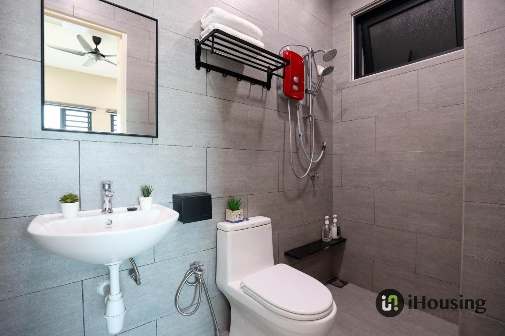 Two-Bedroom Apartment - Photo 17