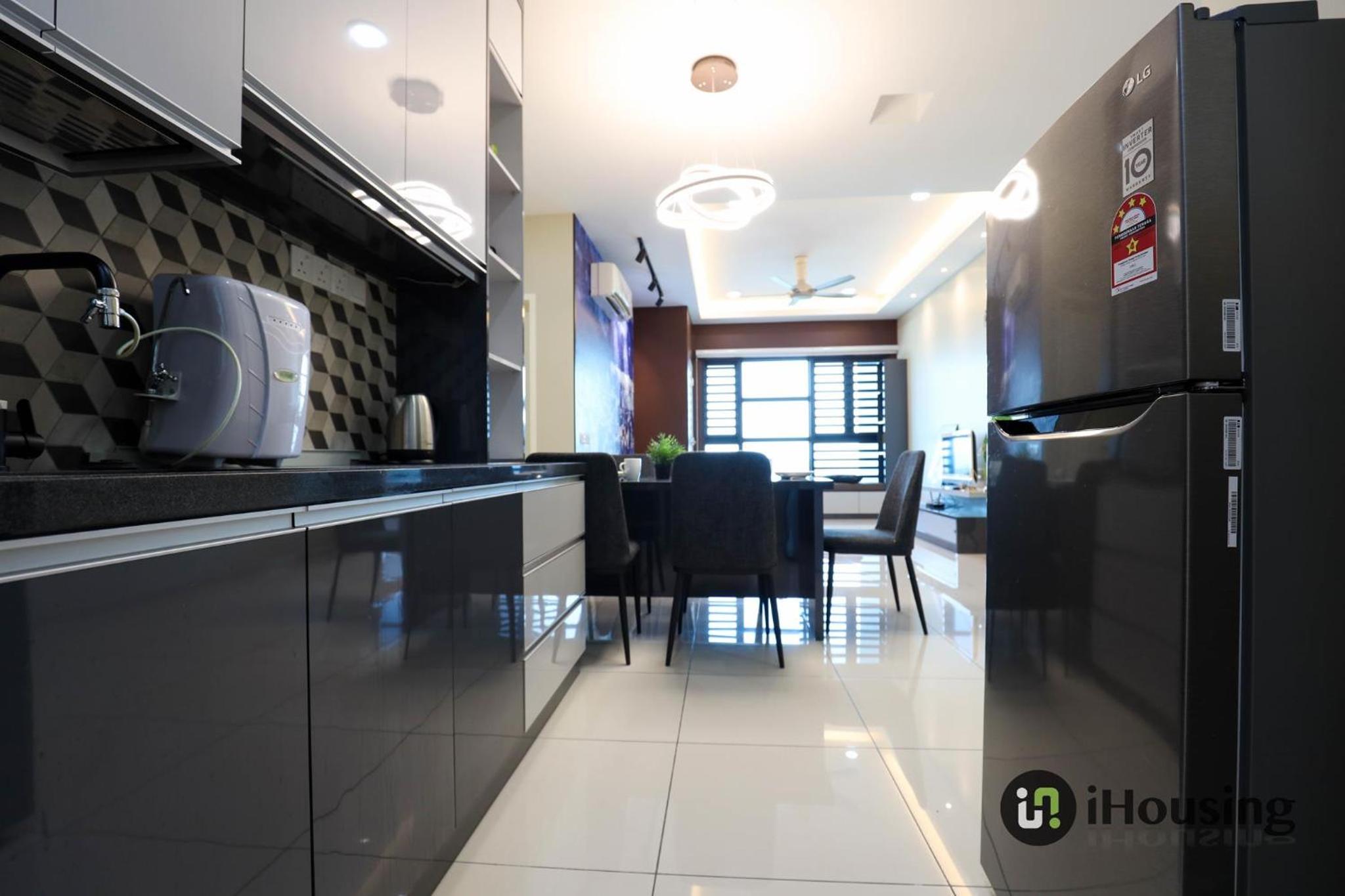 Two-Bedroom Apartment - Photo 19