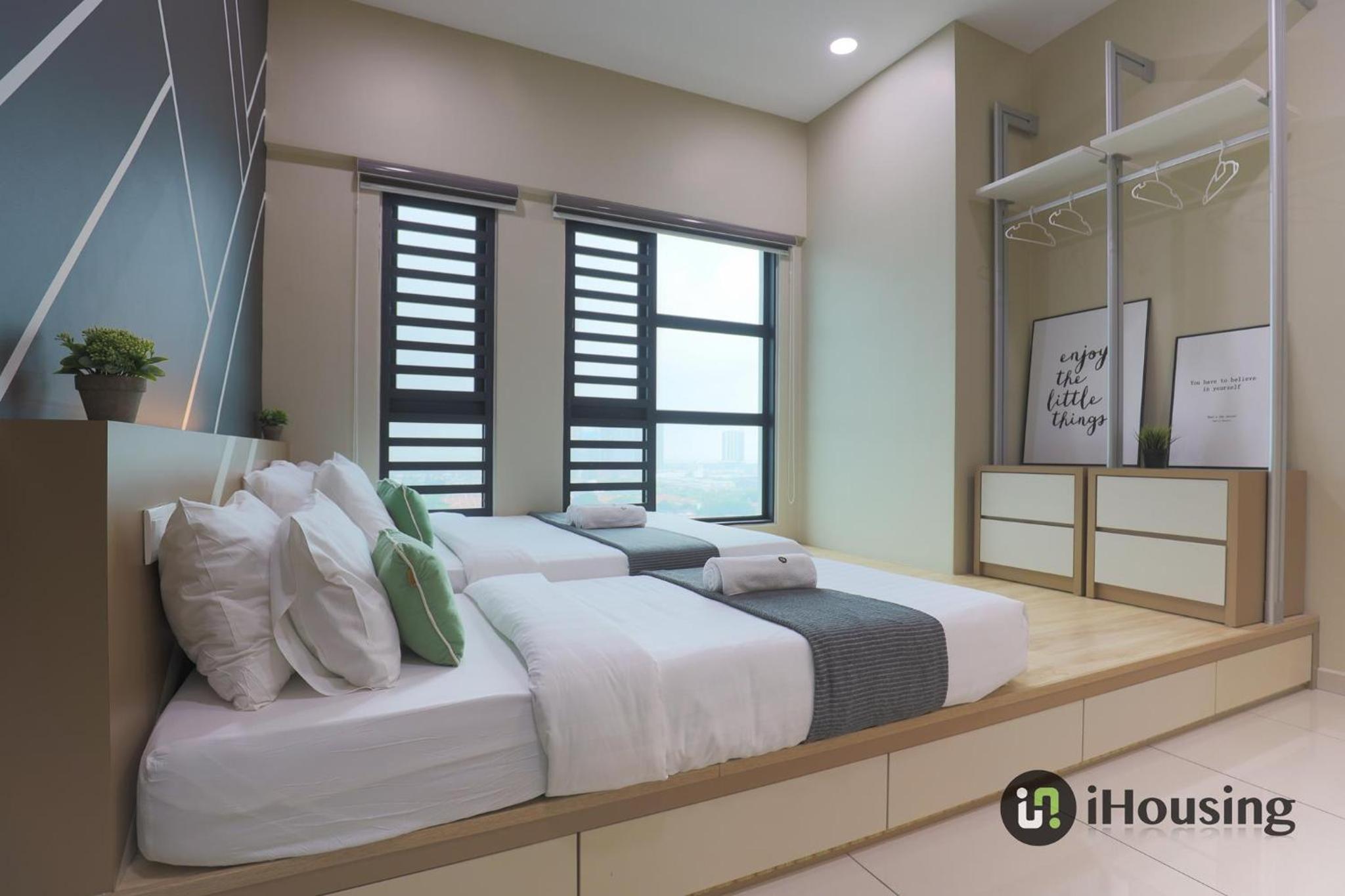 Two-Bedroom Apartment - Photo 40