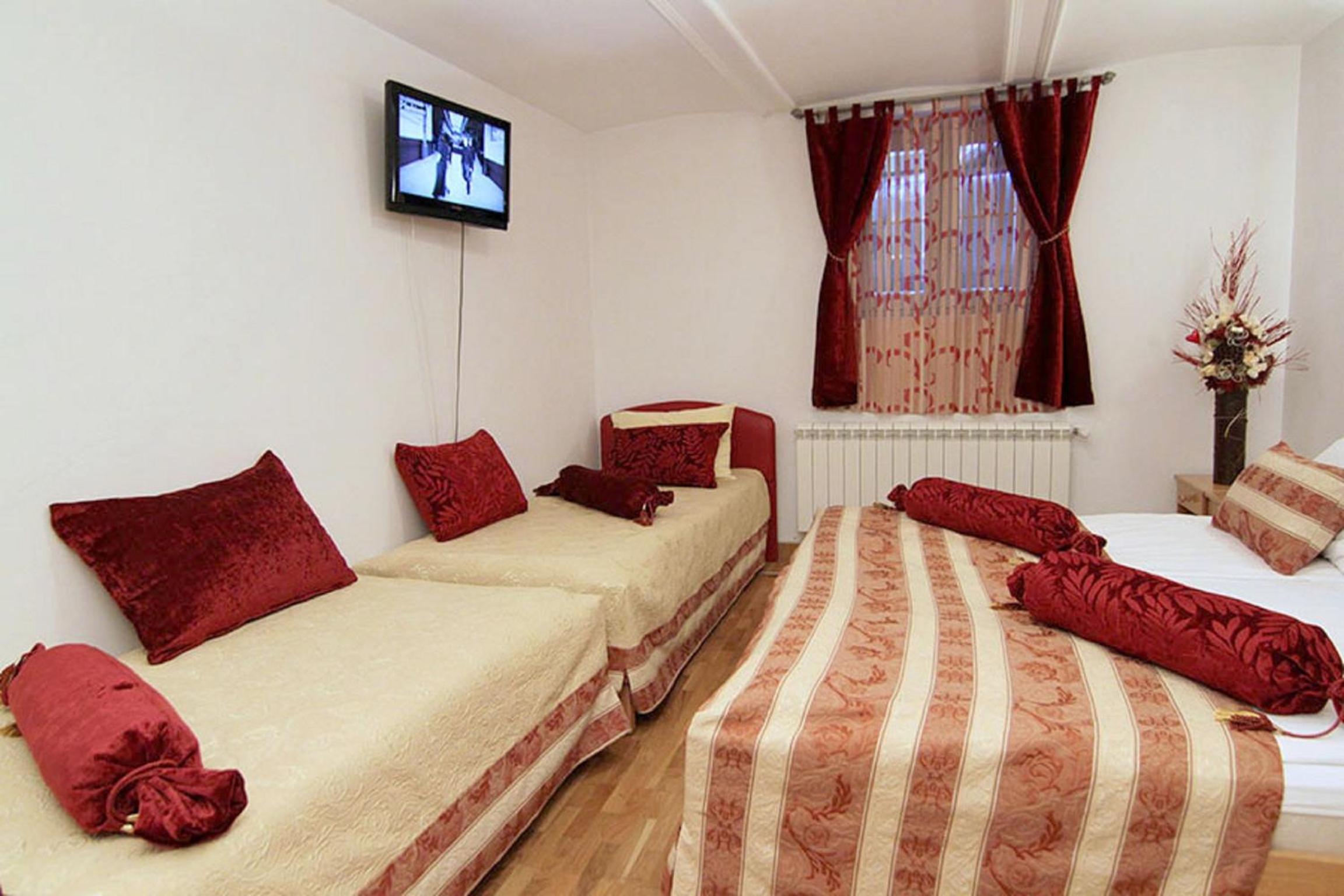 Quadruple Room photo 1