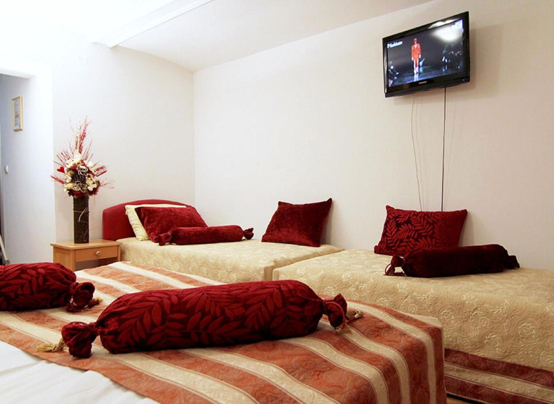 Quadruple Room photo 2