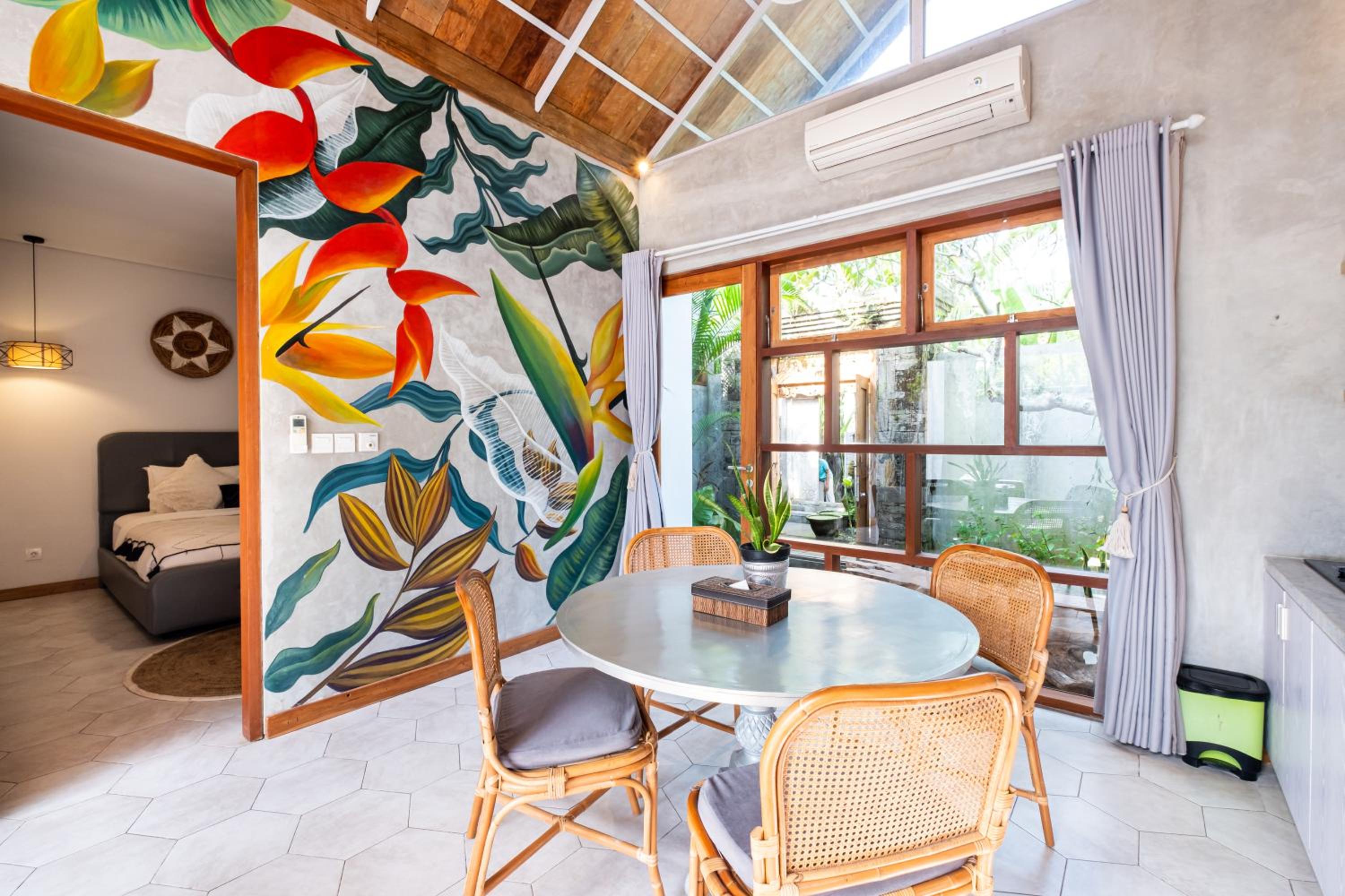 Two- Bedroom Villa with Private Pool and Garden View photo 2