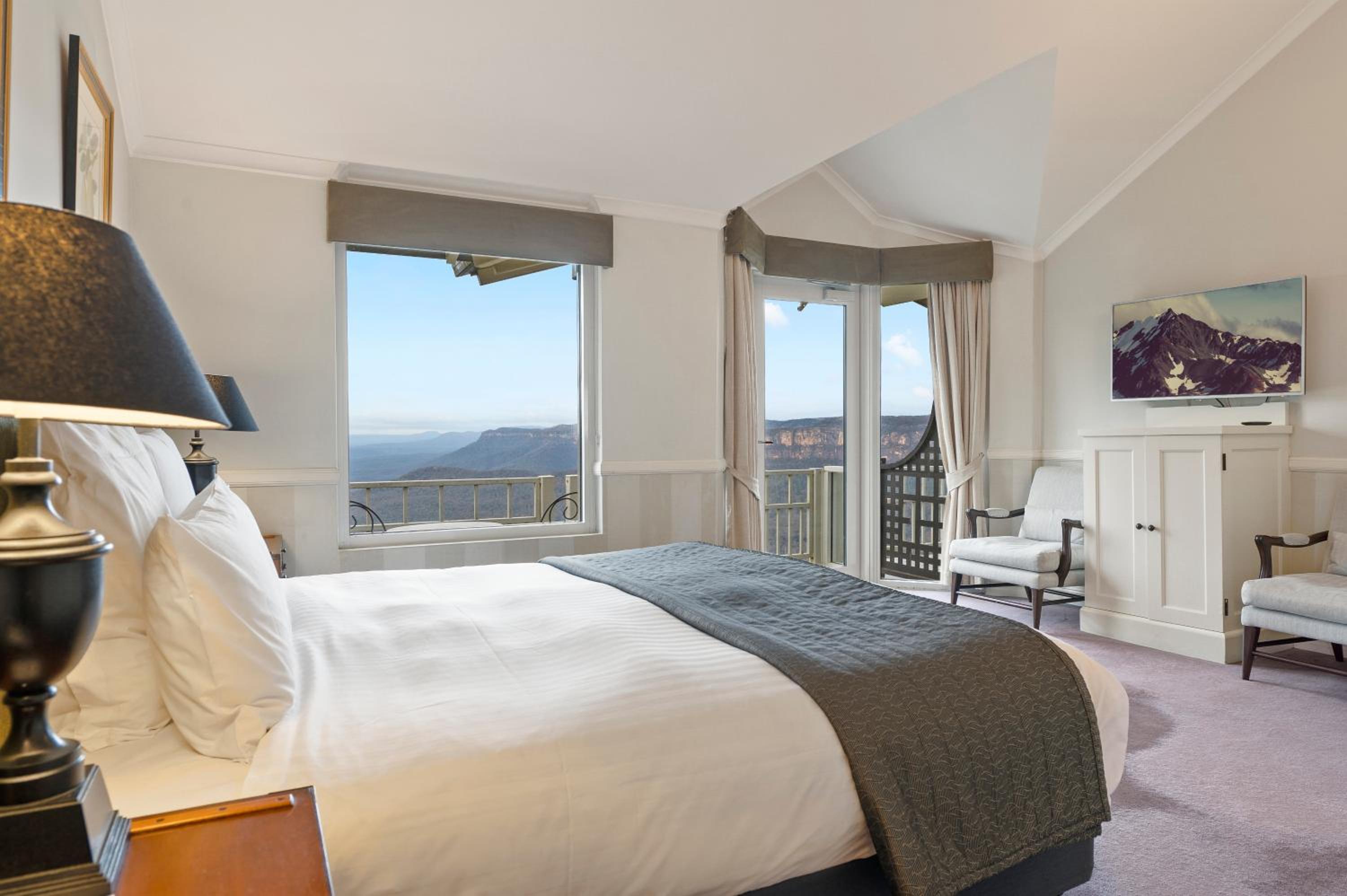 Deluxe Double Room with Valley View