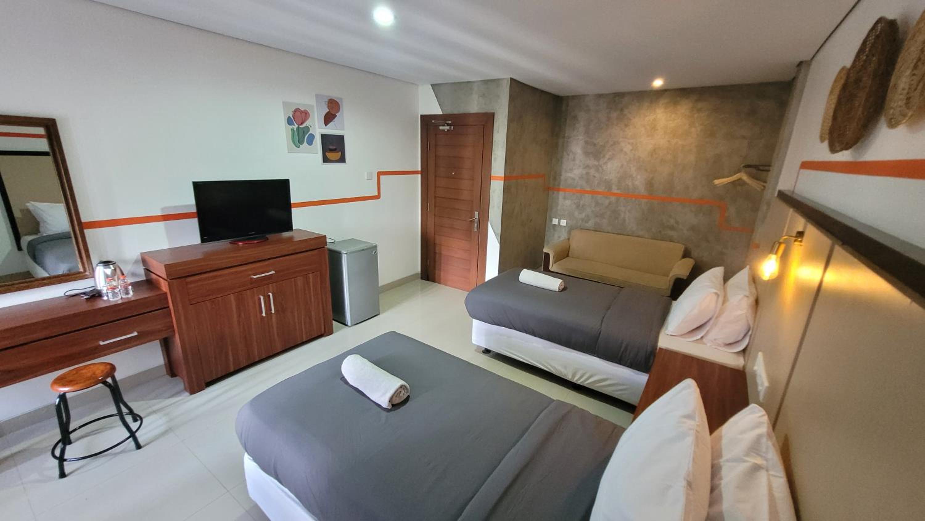 Deluxe Double Or Twin Room (Second Floor) photo 3