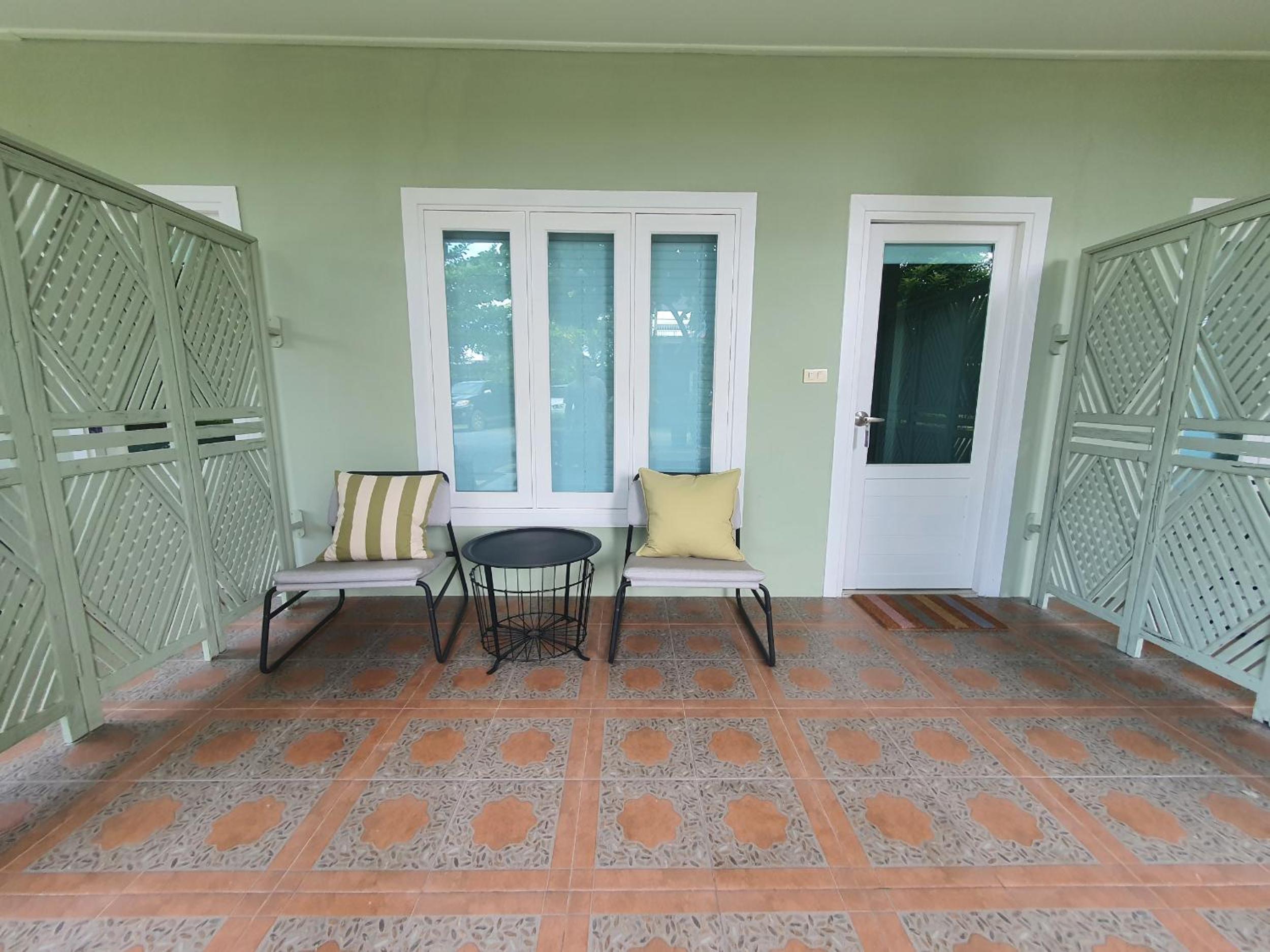 Superior Quadruple Room - Photo 6