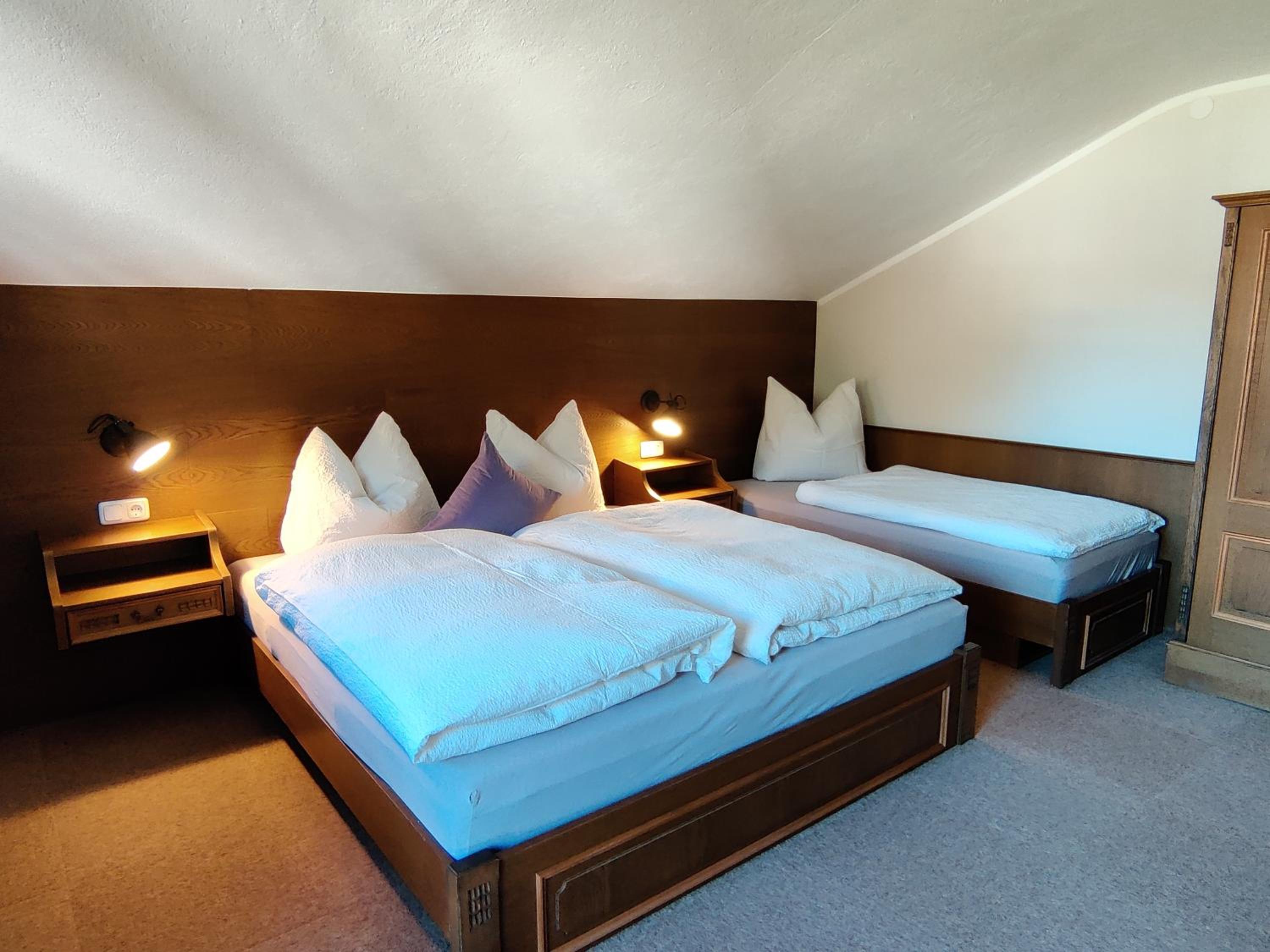 Triple Room with Bathroom