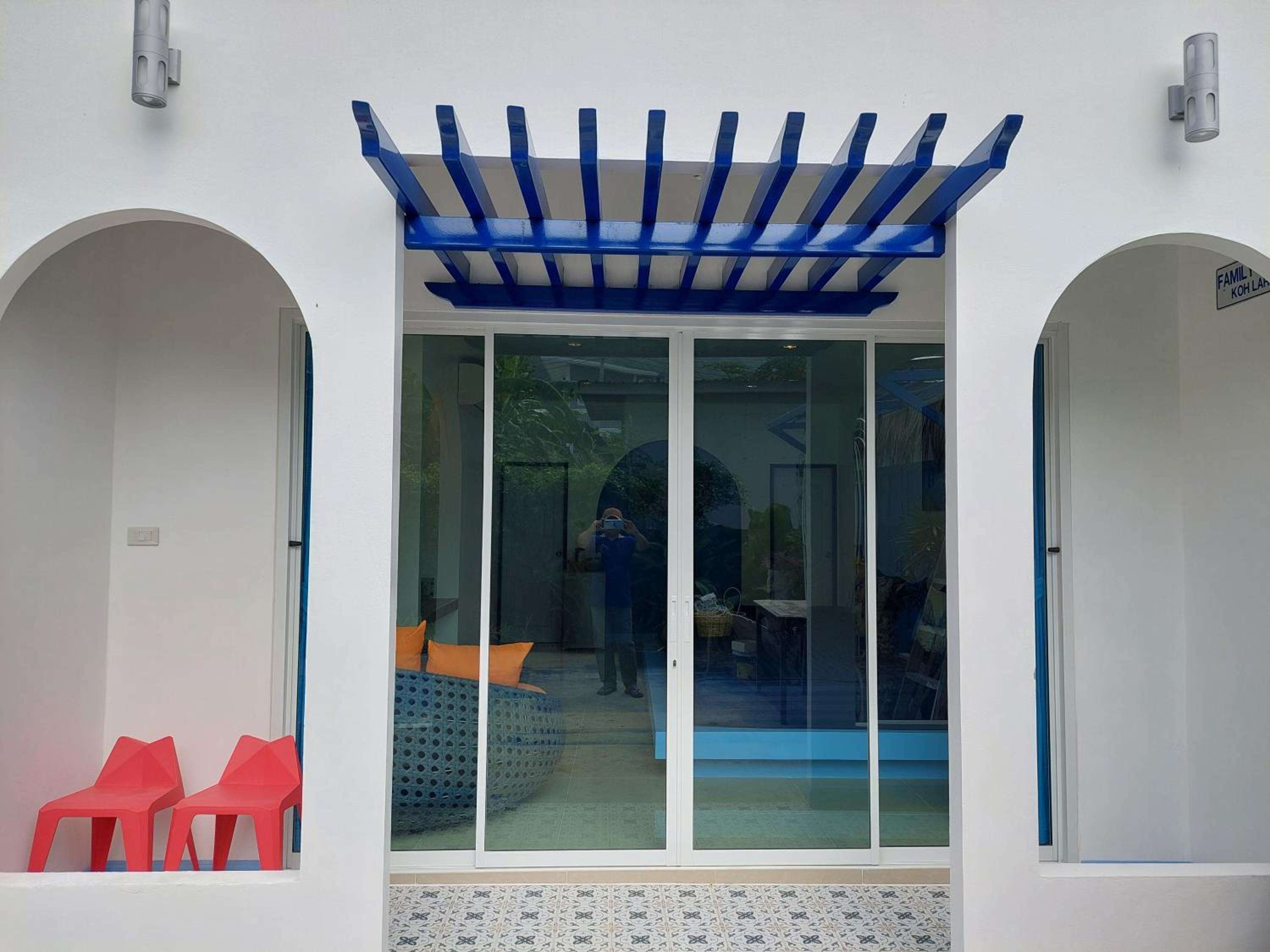 Quadruple Room with Balcony photo 2