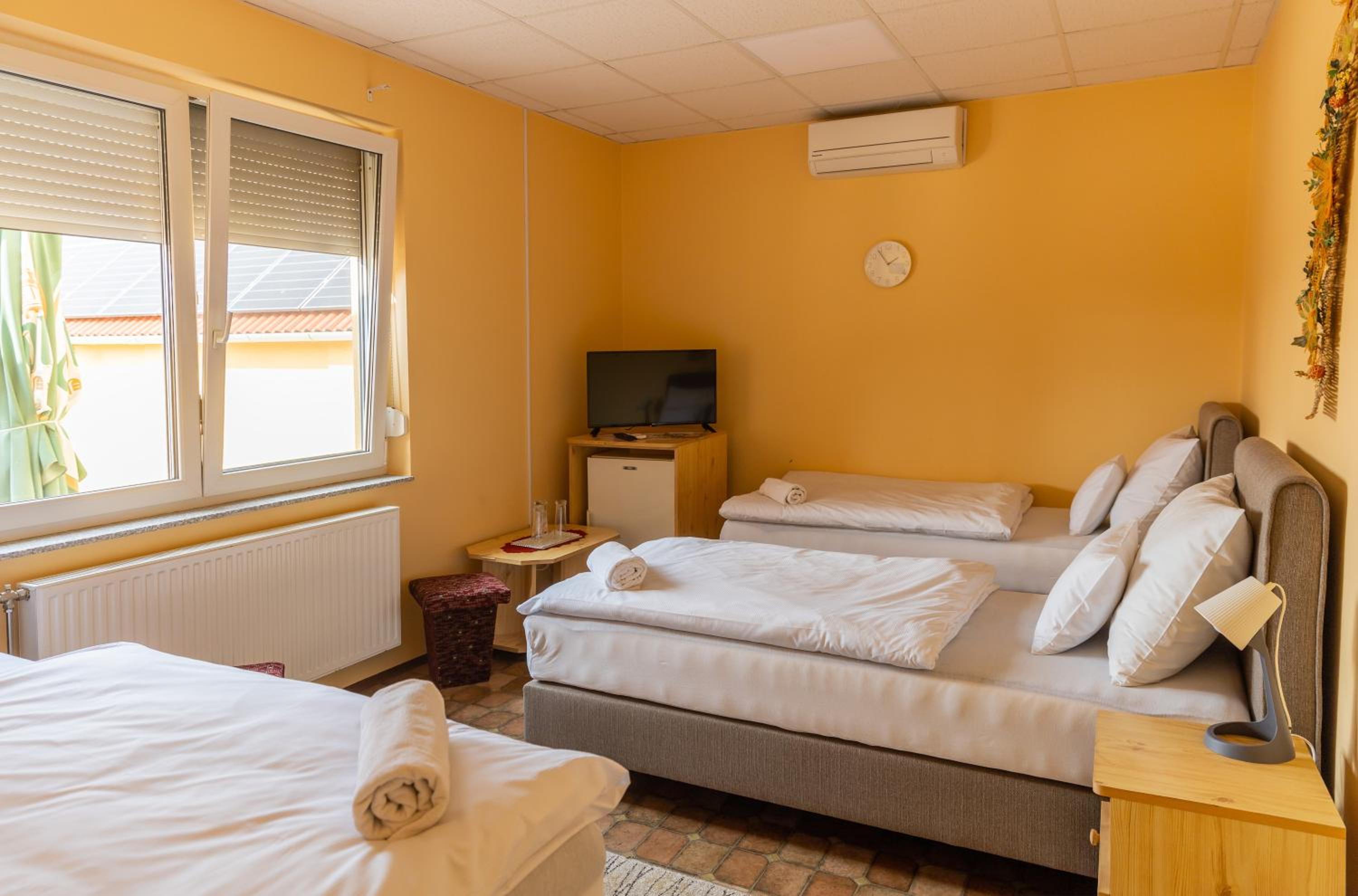 Quadruple Room with Garden View photo 1