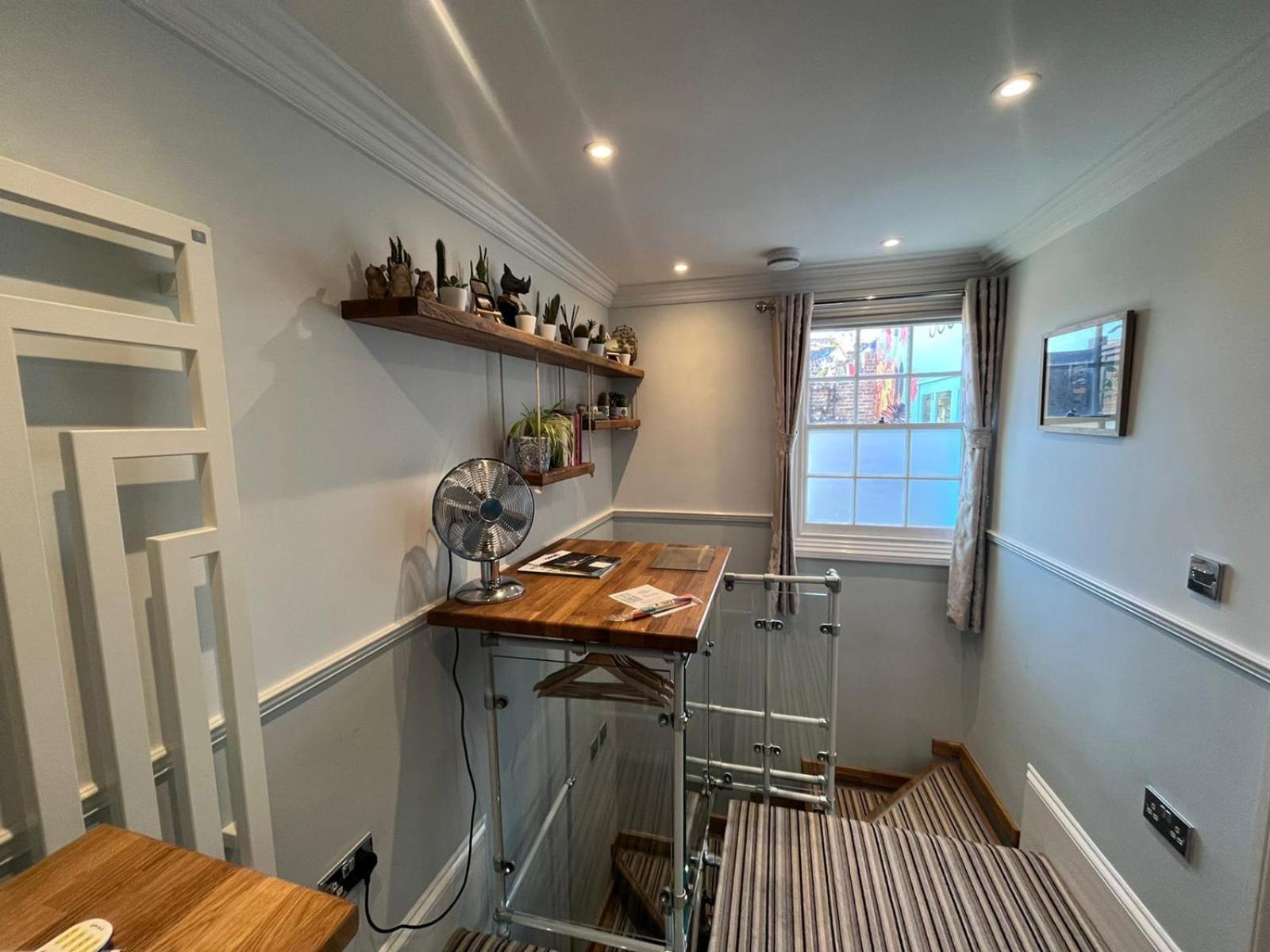 Studio - Split Level photo 3