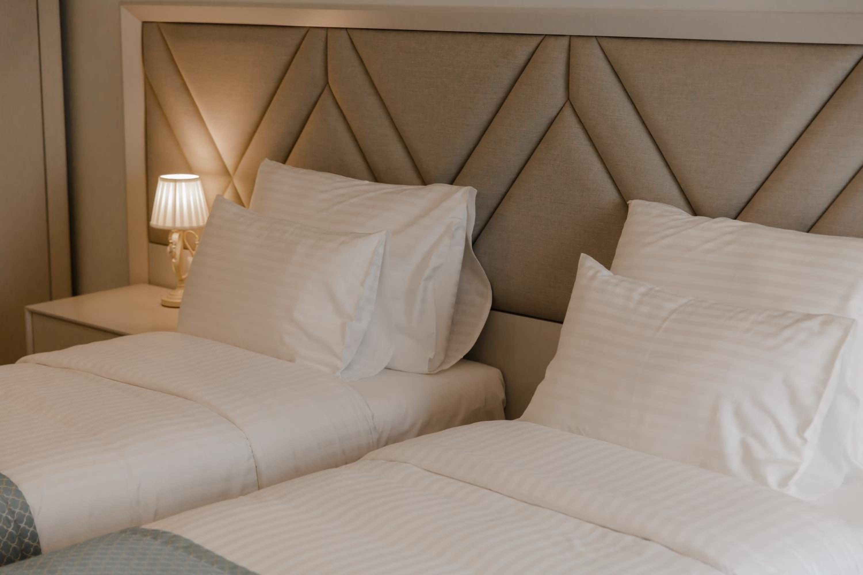 Deluxe Twin Room - Photo 4