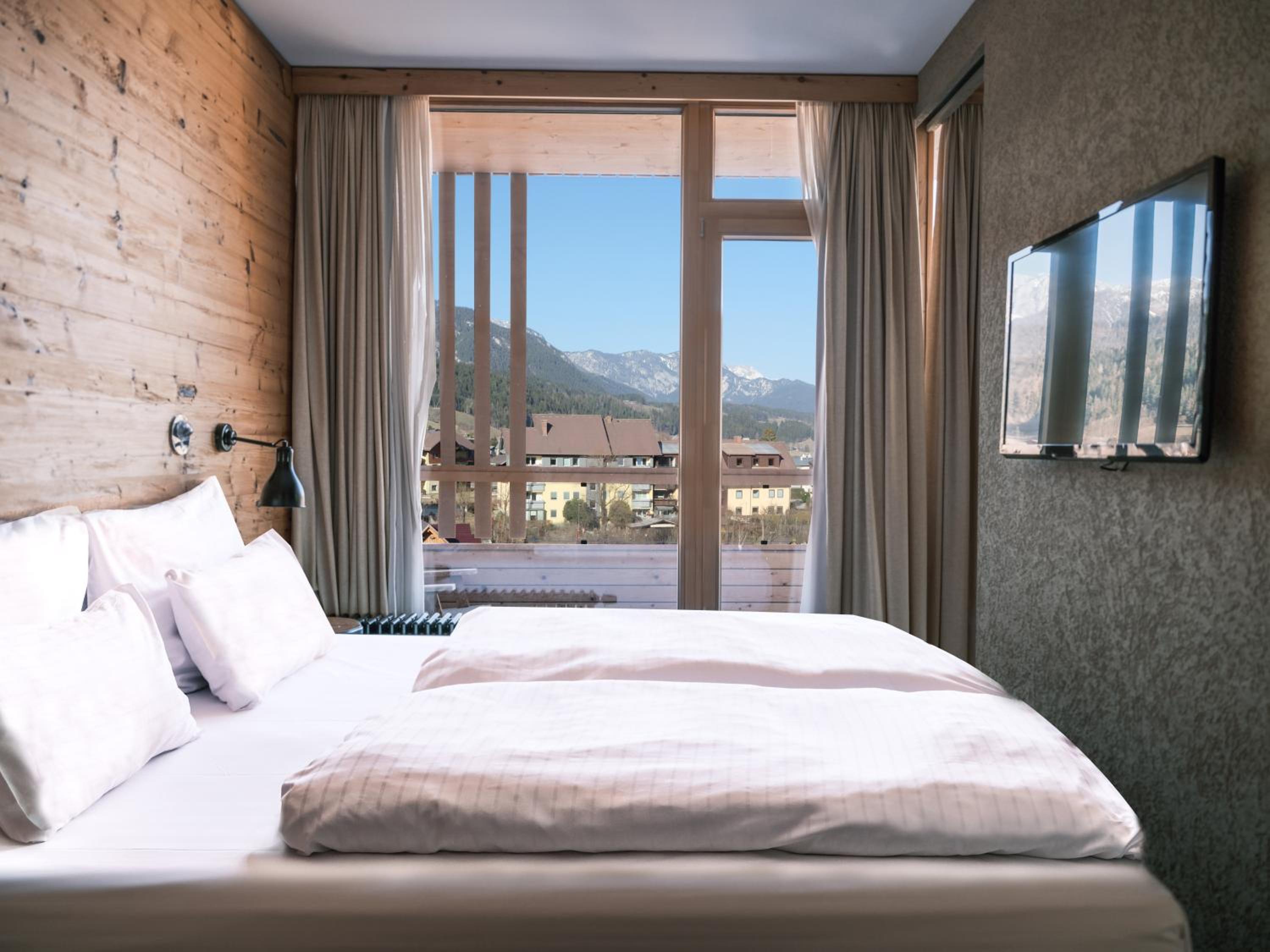 Junior Suite with Balcony