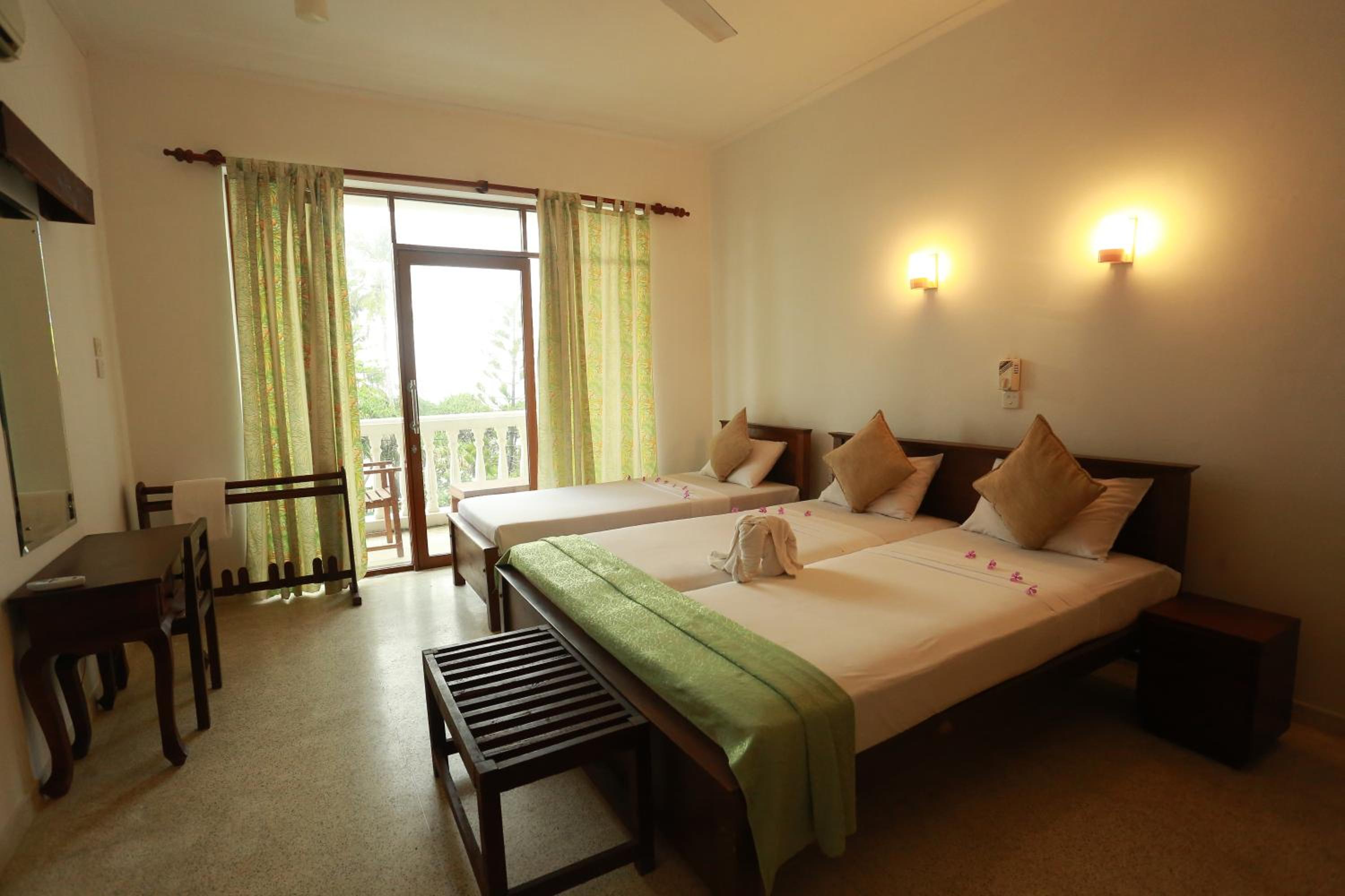 Triple Room with Sea View
