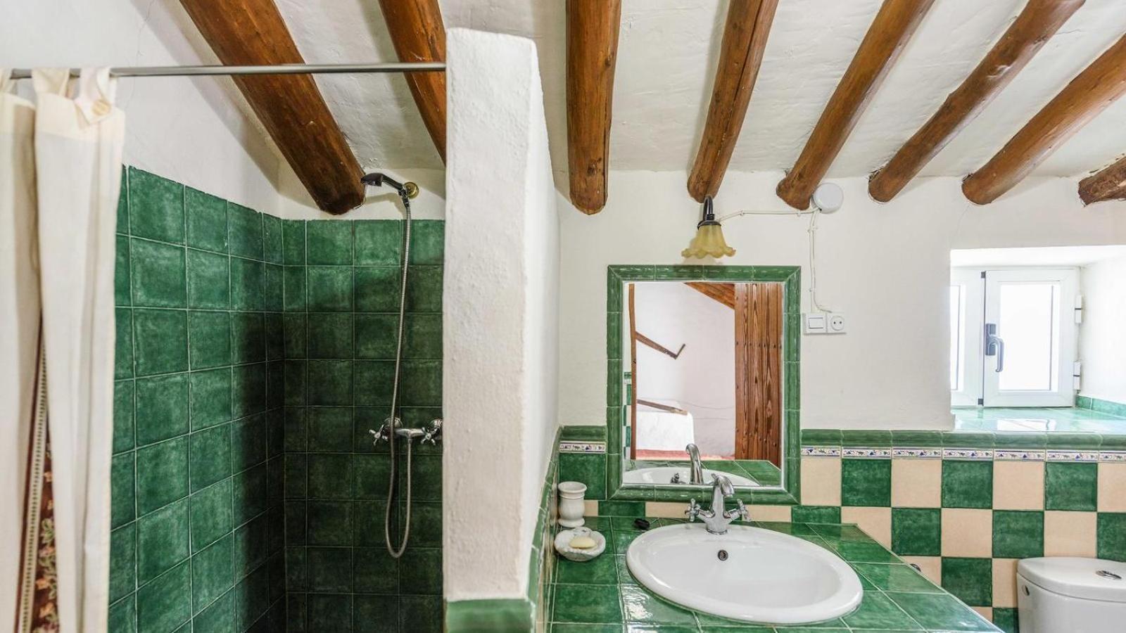 Casa de cinco habitaciones