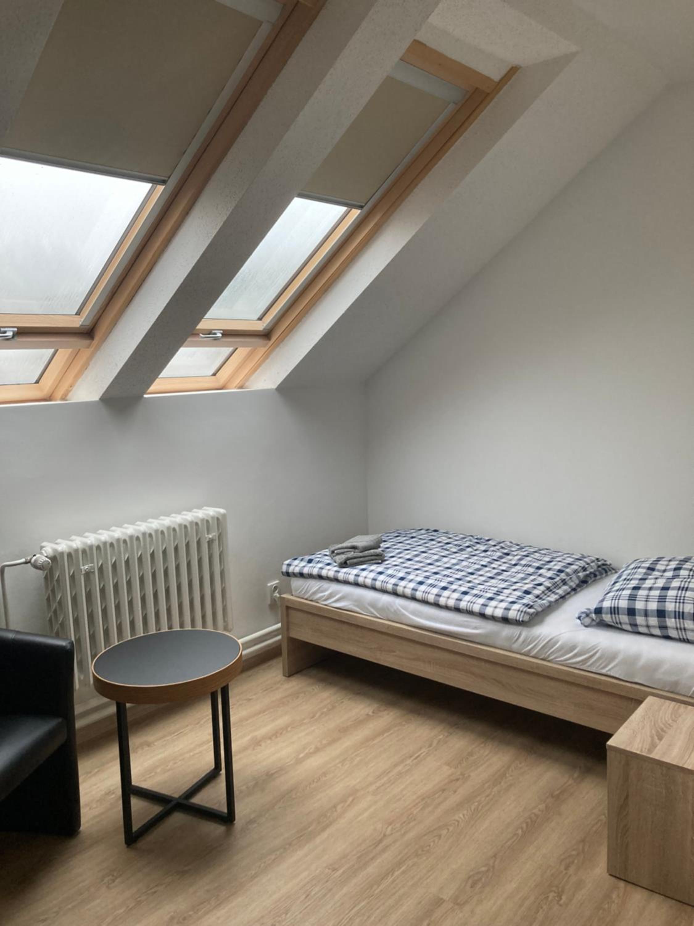 Standard Twin Room - Photo 1