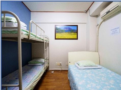 Basic Triple Room