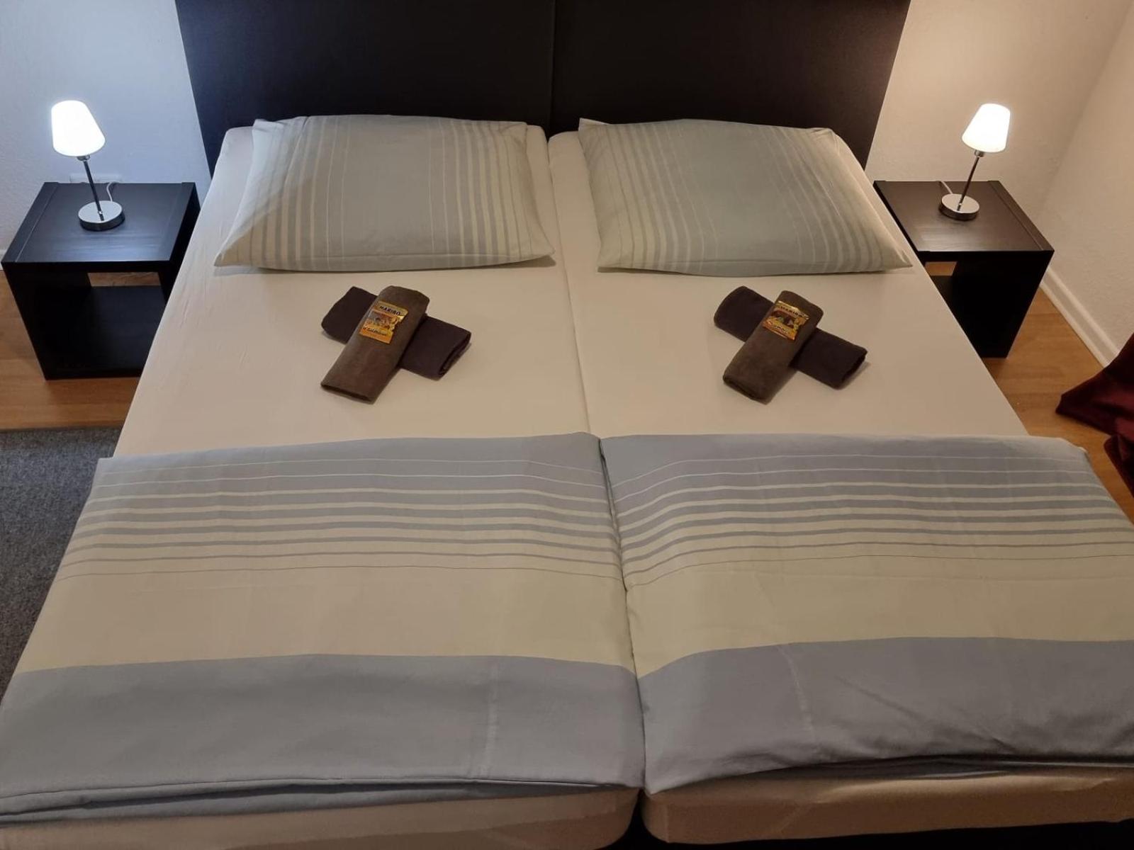 Double Room - Photo 3
