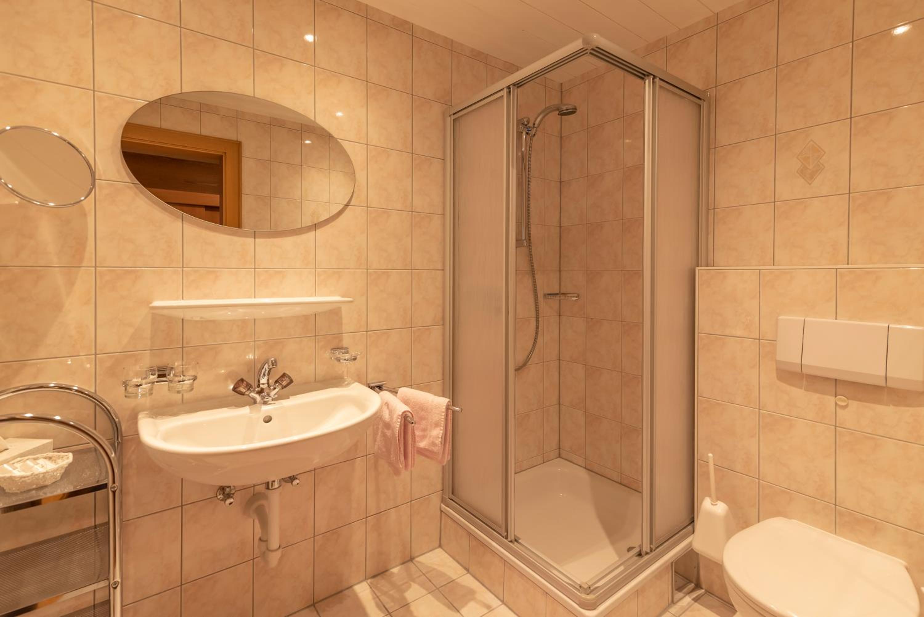 Double or Twin Room with Balcony photo 3