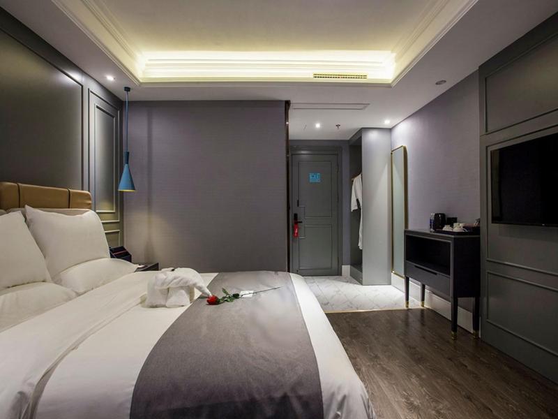 Deluxe Double Room  photo 2