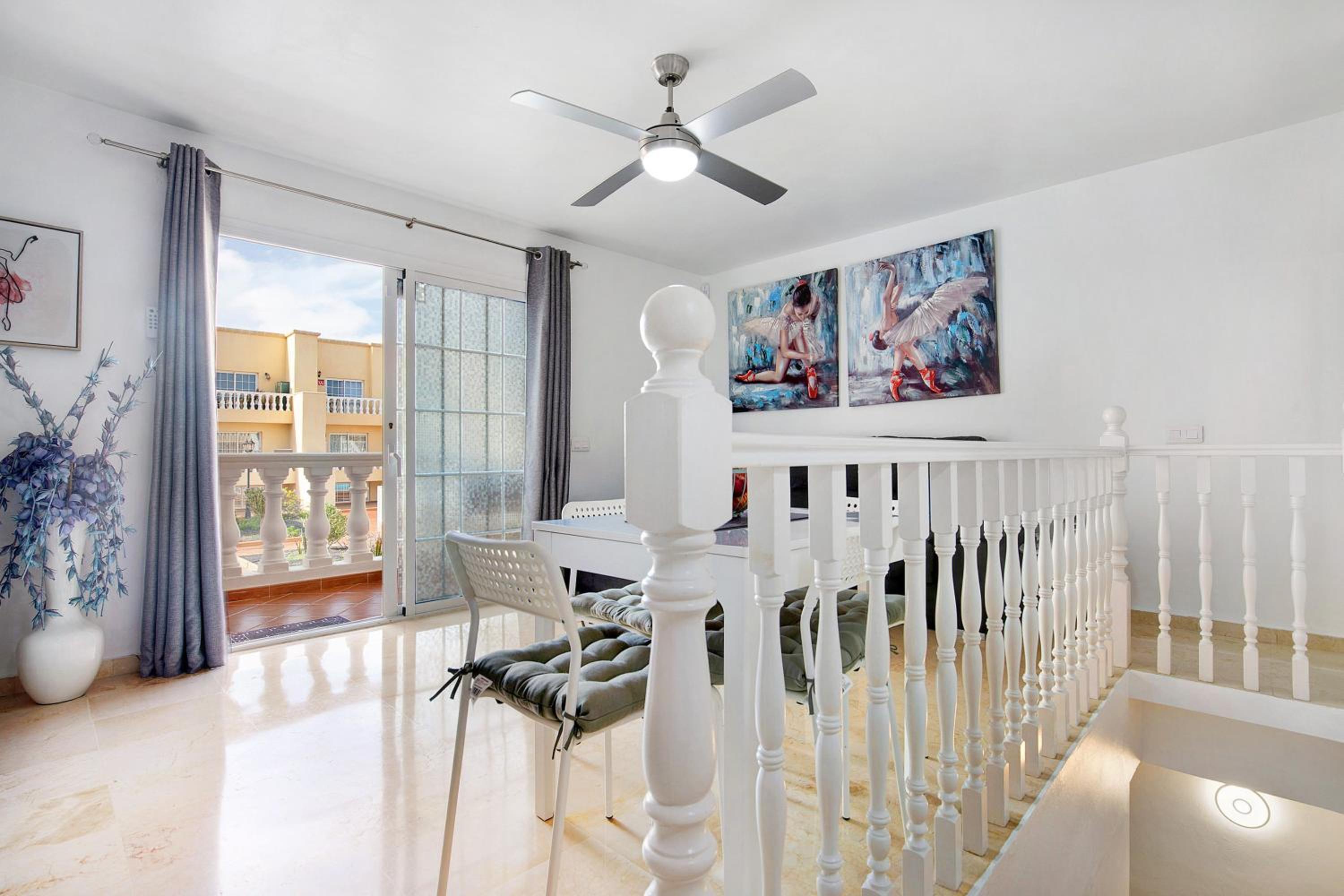 Two-Bedroom House photo 3
